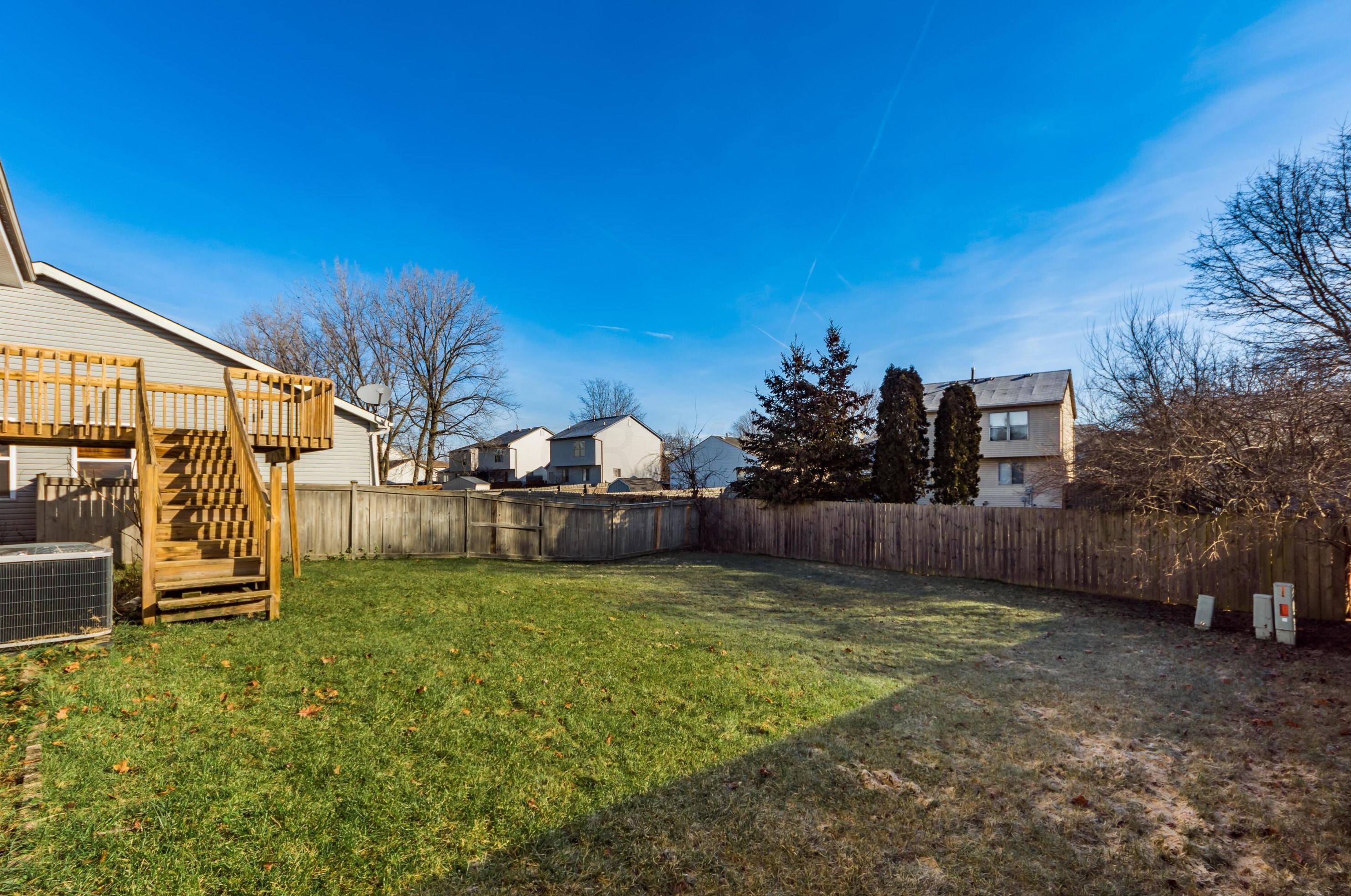 1308 Pinnacle Dr, Columbus OH 43204-1776 exterior