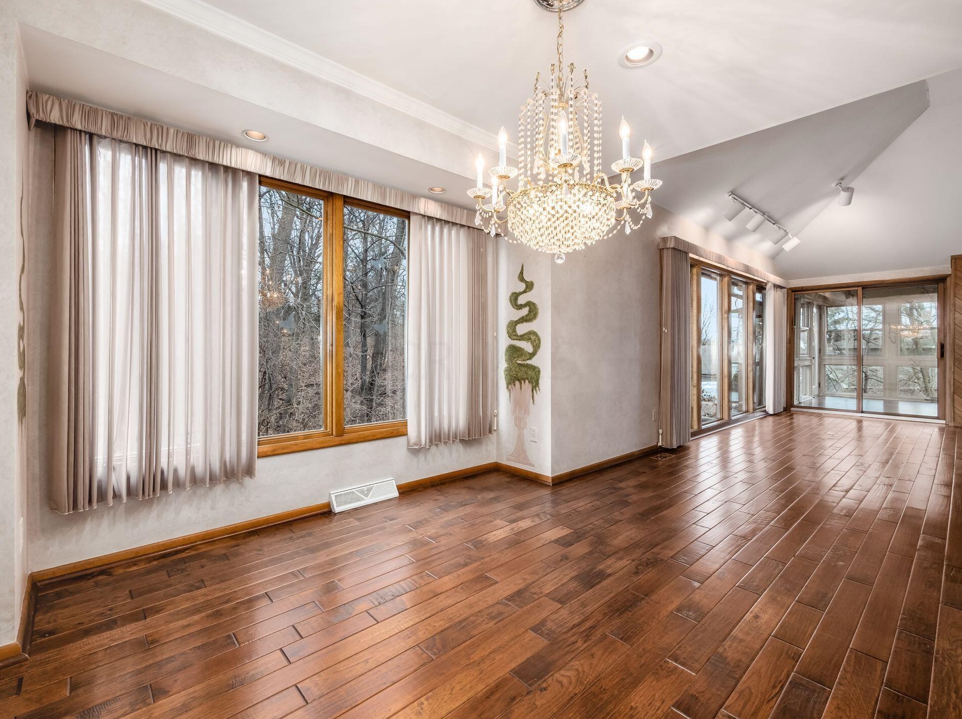 730 Old Oak Trce, Columbus OH 43235-1760 exterior