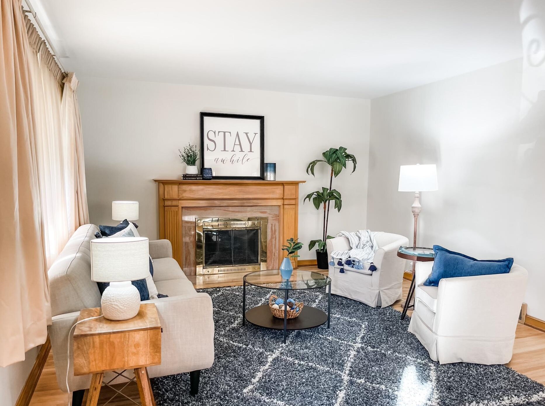 136 Sylvan Ave, Columbus, OH 43204-2053