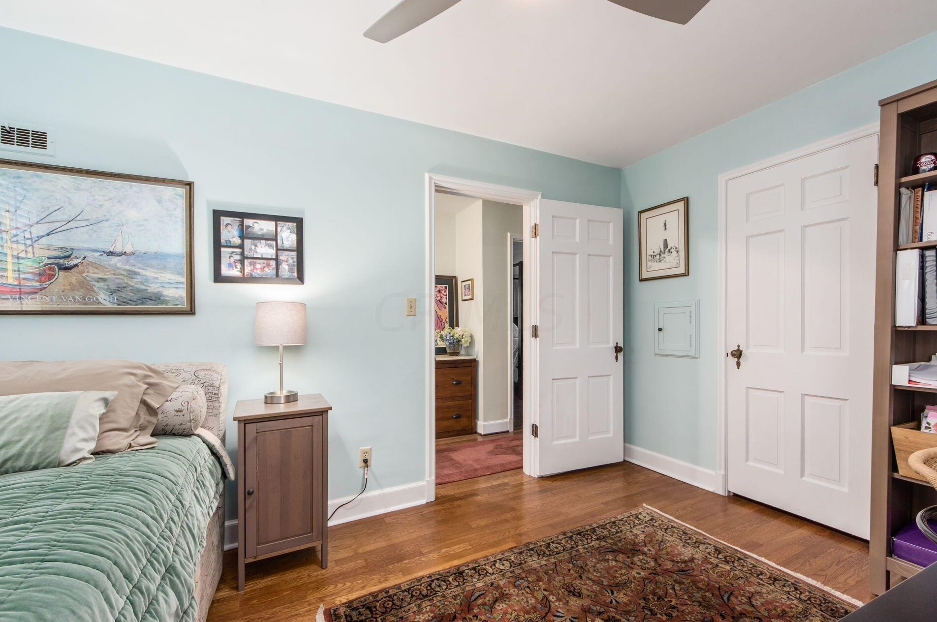 1740 Essex Rd, Columbus OH 43221-3845 exterior