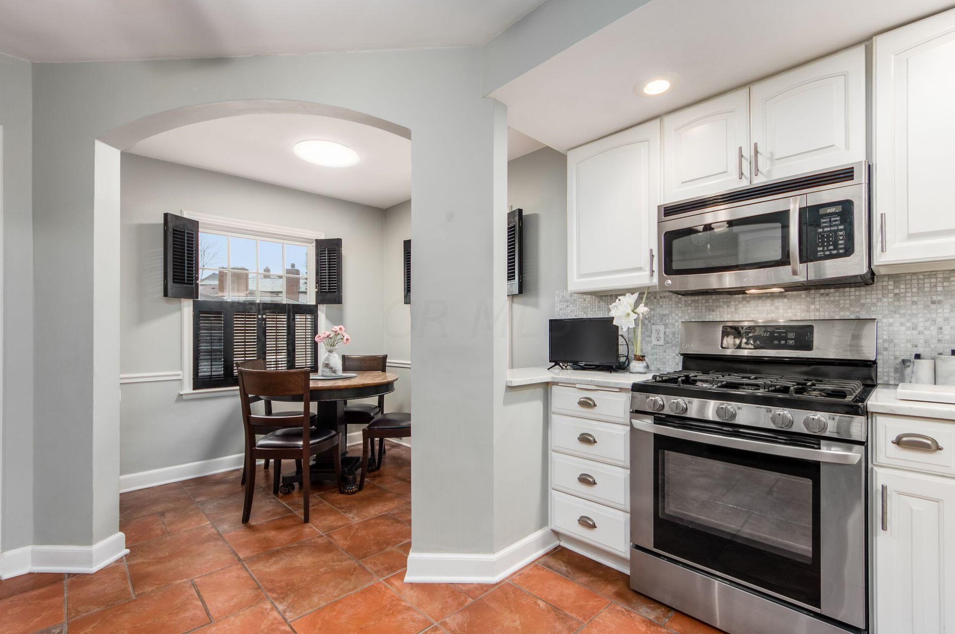 1740 Essex Rd, Columbus OH 43221-3845 exterior