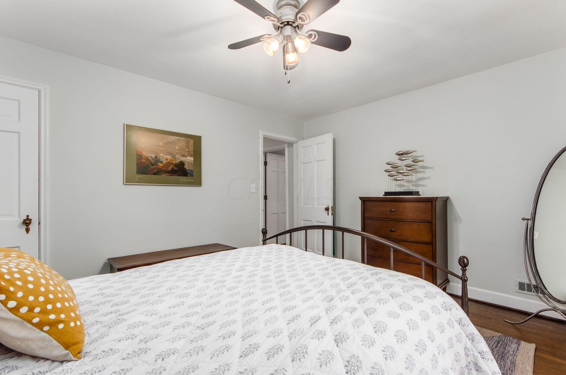 1740 Essex Rd, Columbus OH 43221-3845 exterior