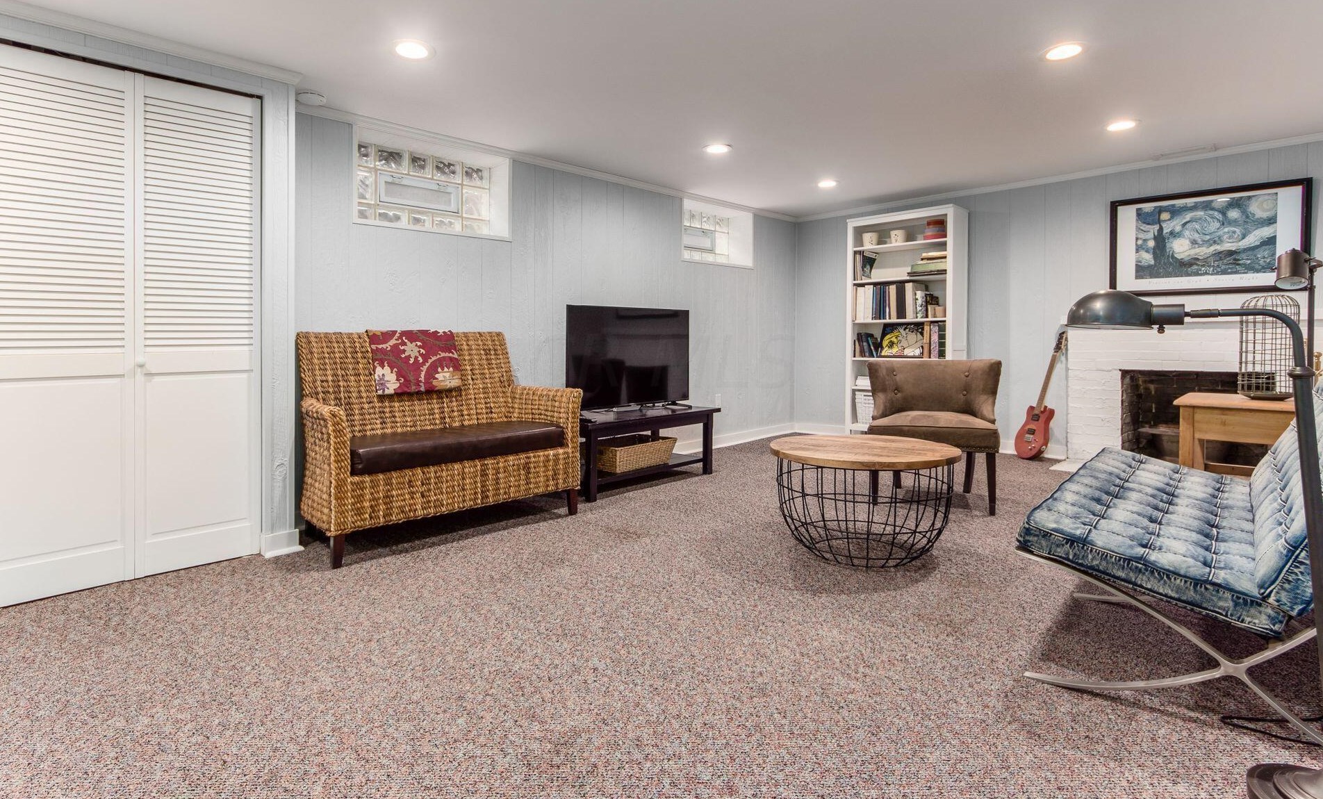 1740 Essex Rd, Columbus OH 43221-3845 exterior