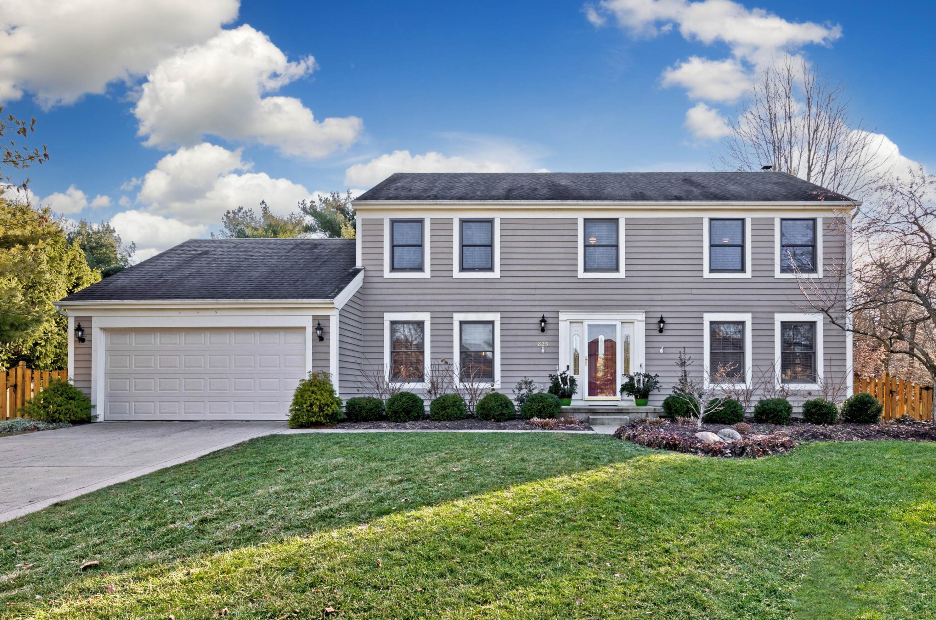 825 Wackeman Ct, Westerville, OH 43081-3779