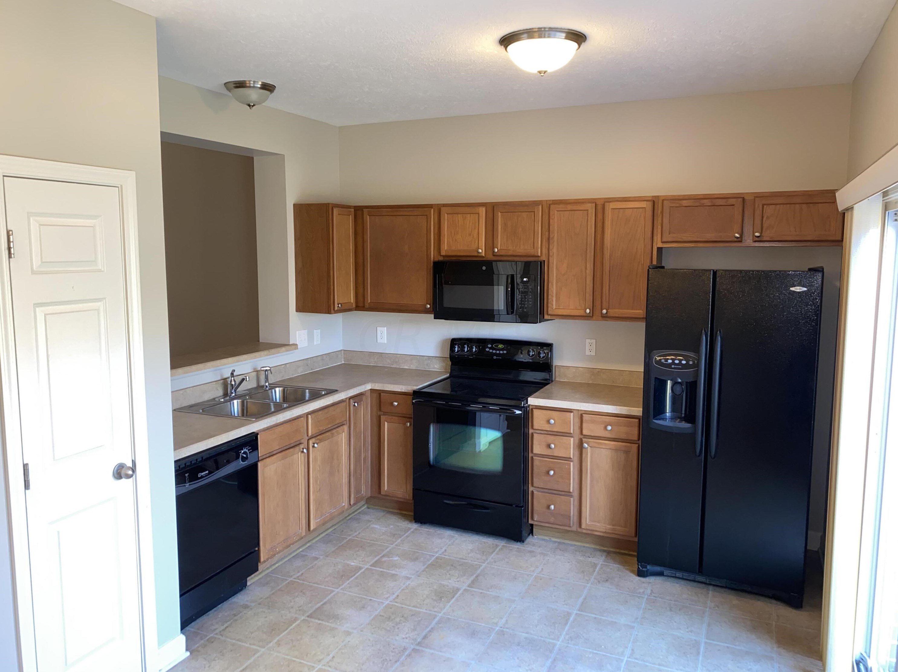 6383 Portrait Cir, Westerville, OH 43081-7030