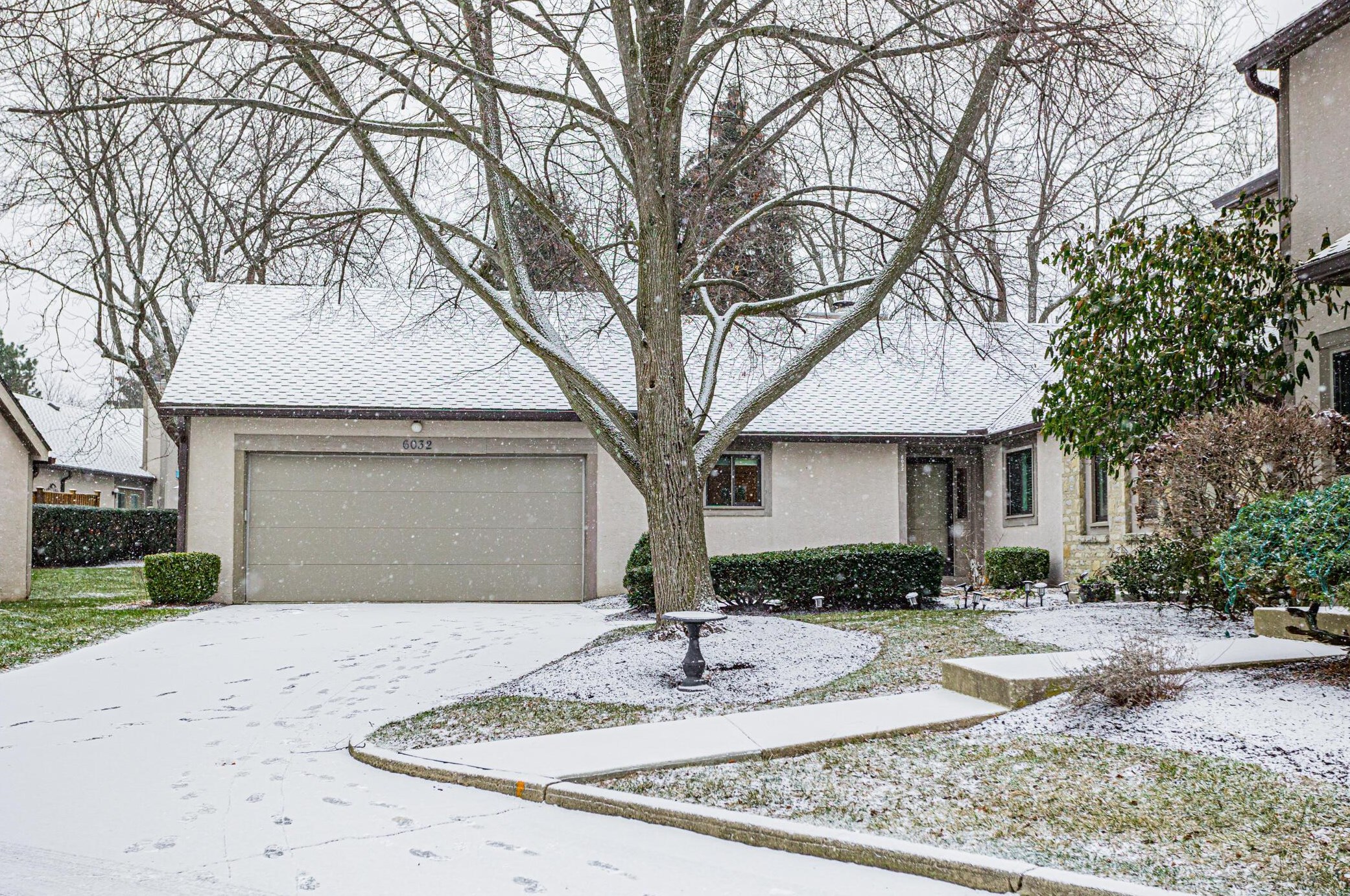 6032 Strome Ct, Dublin, OH 43017-9701