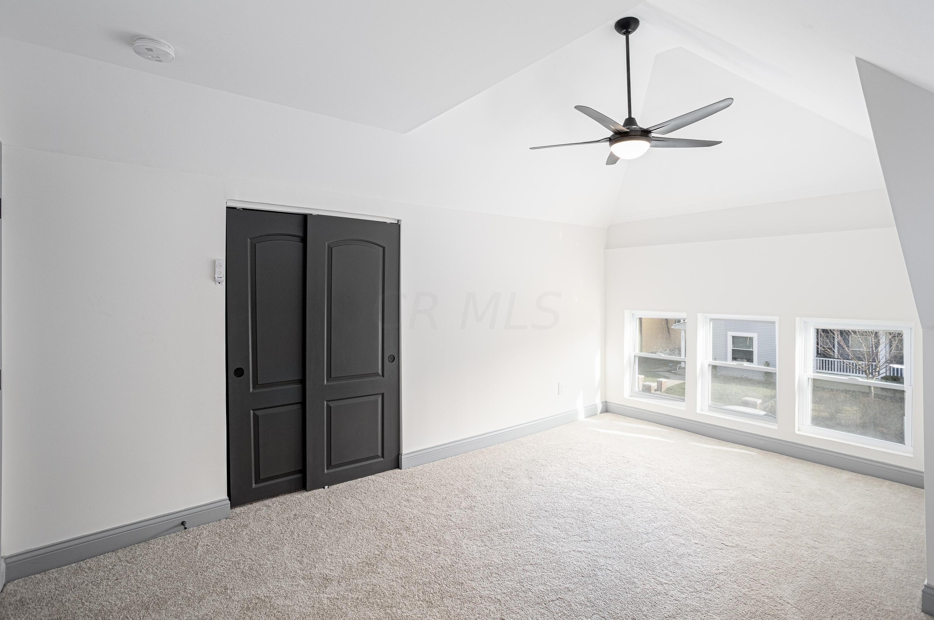 609 Gilbert St, Columbus OH  43205-2616 exterior