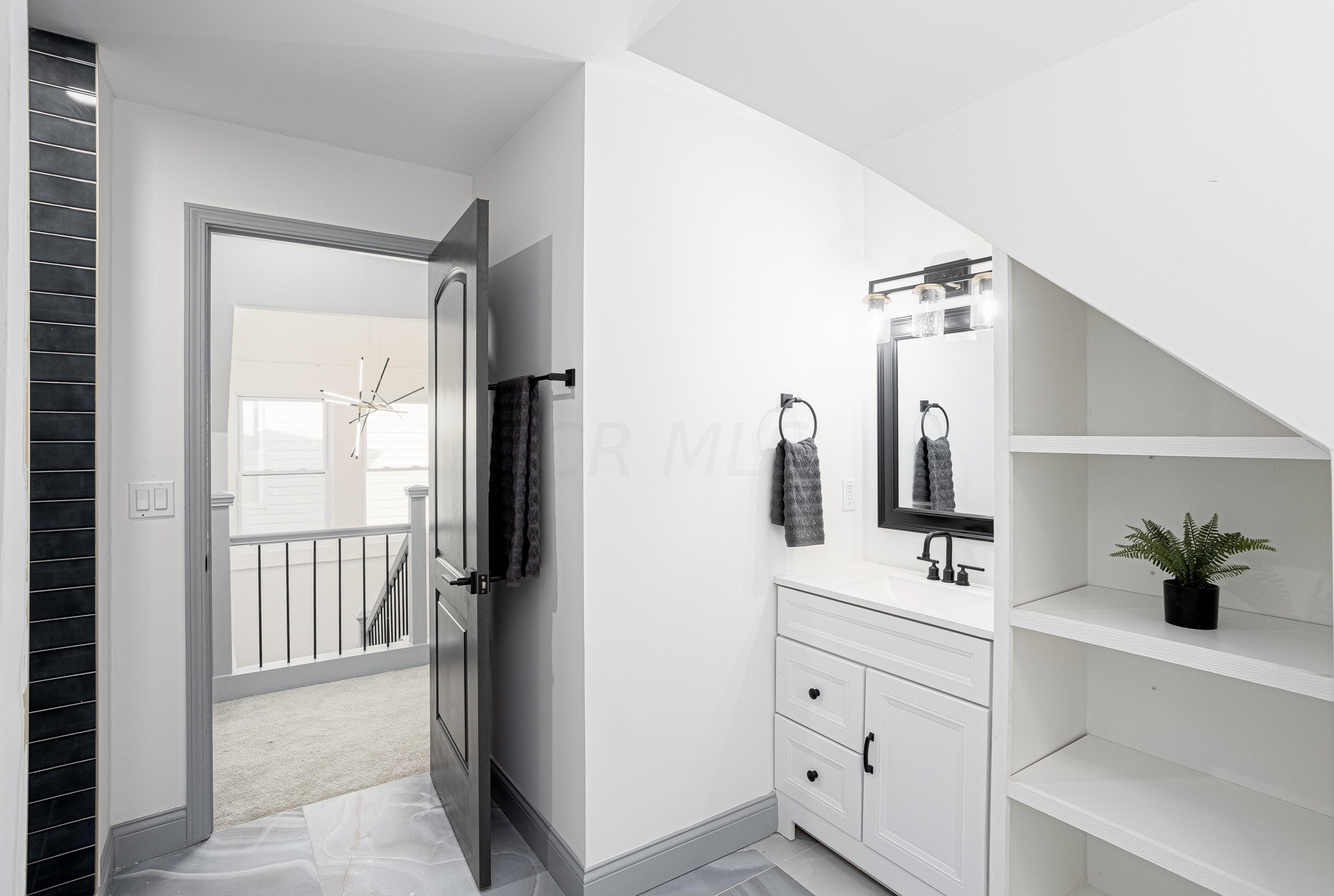 609 Gilbert St, Columbus OH  43205-2616 exterior