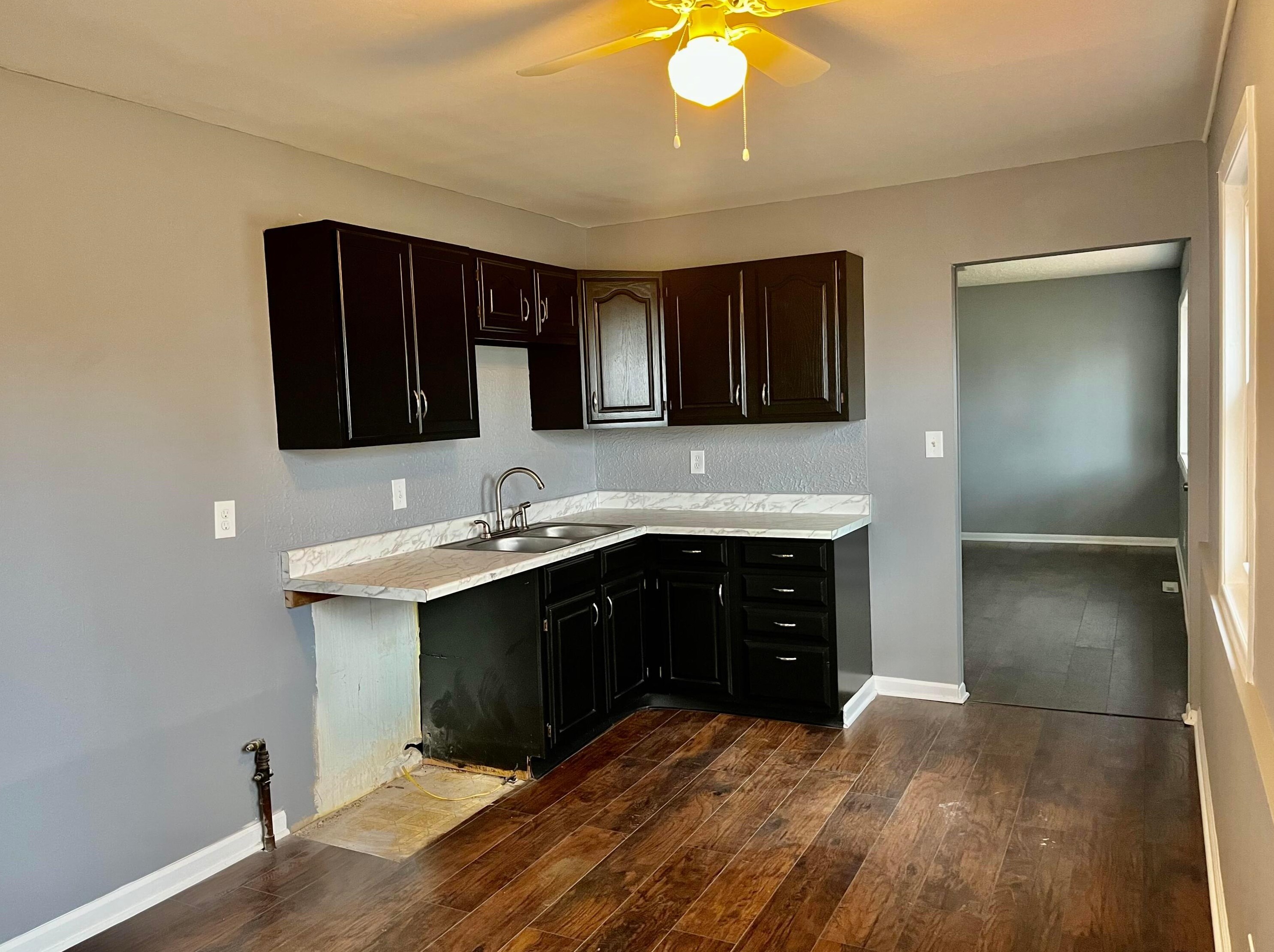 3788 Shoreline Dr, Columbus, OH 43232-6334