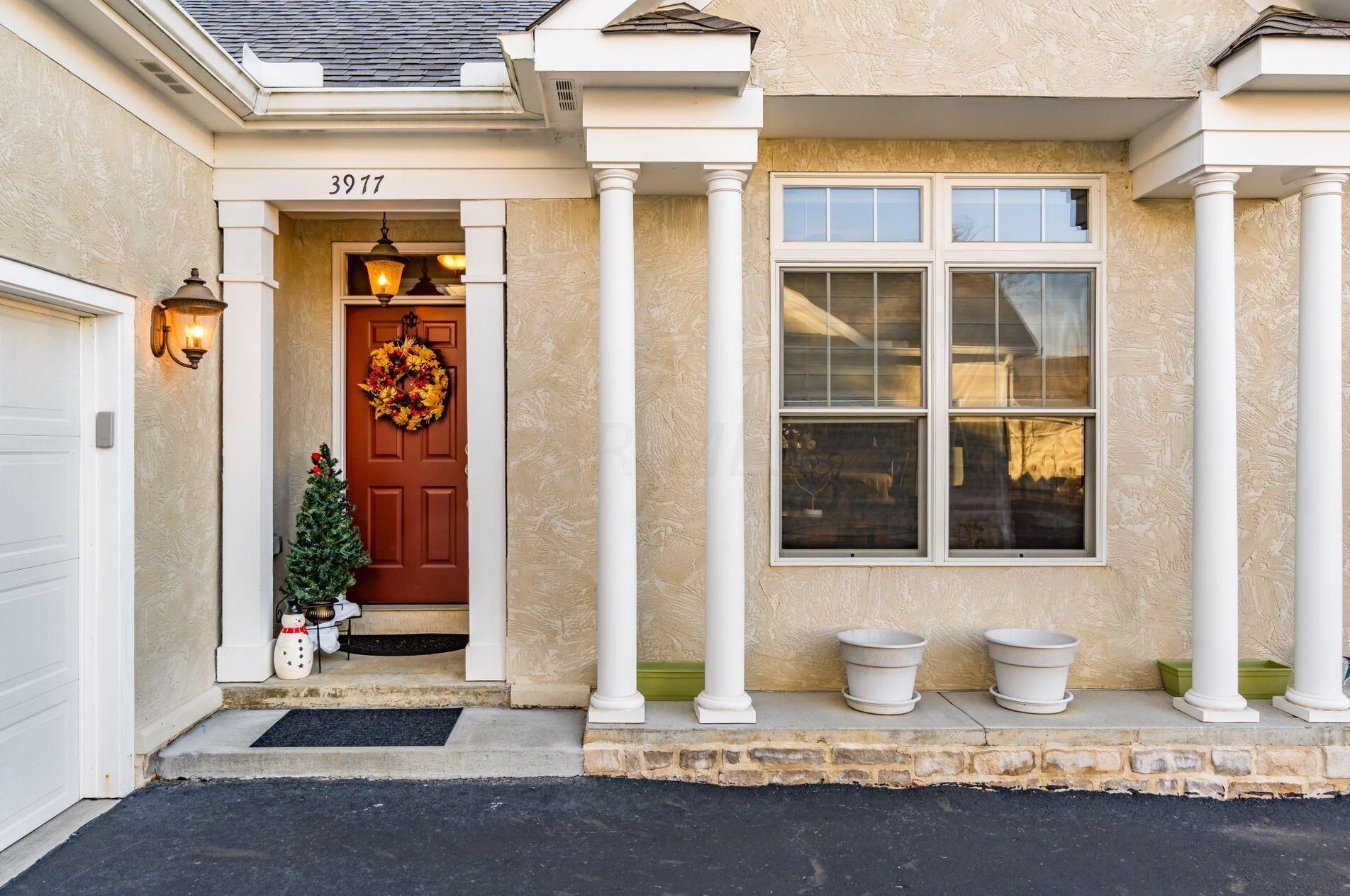 3977 Chelsea Brg Ln, Columbus OH 43230 exterior