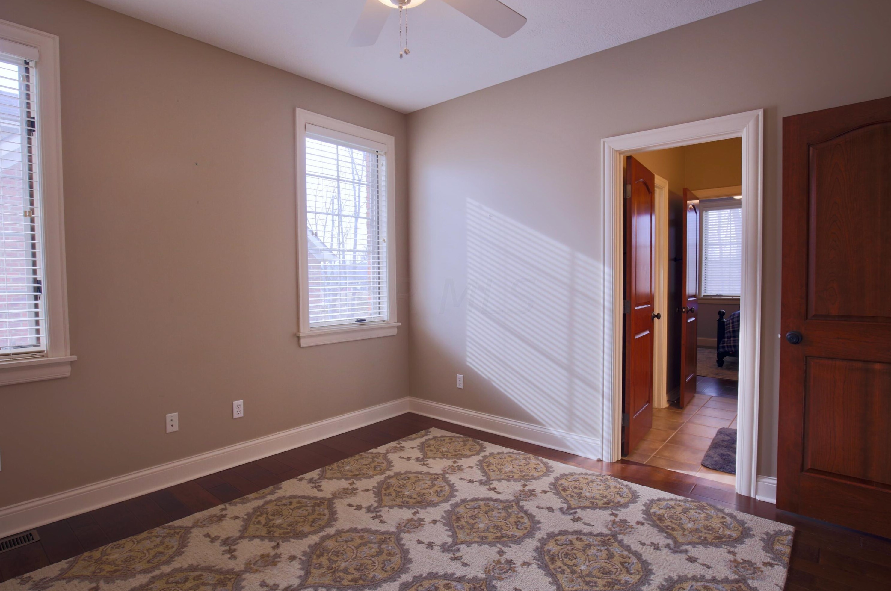 1503 Mdw Dr, Lancaster OH 43130-8280 exterior