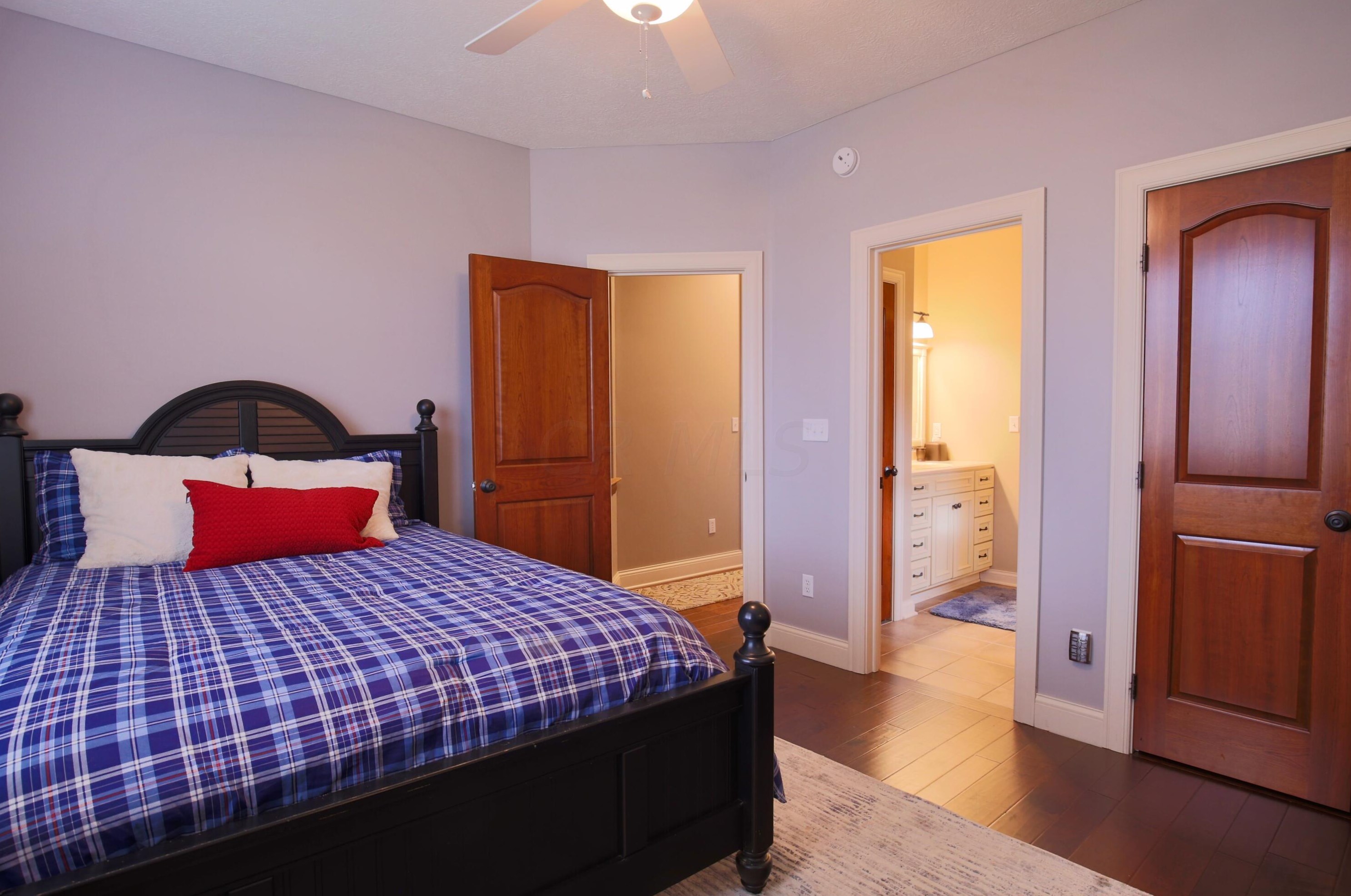 1503 Mdw Dr, Lancaster OH 43130-8280 exterior