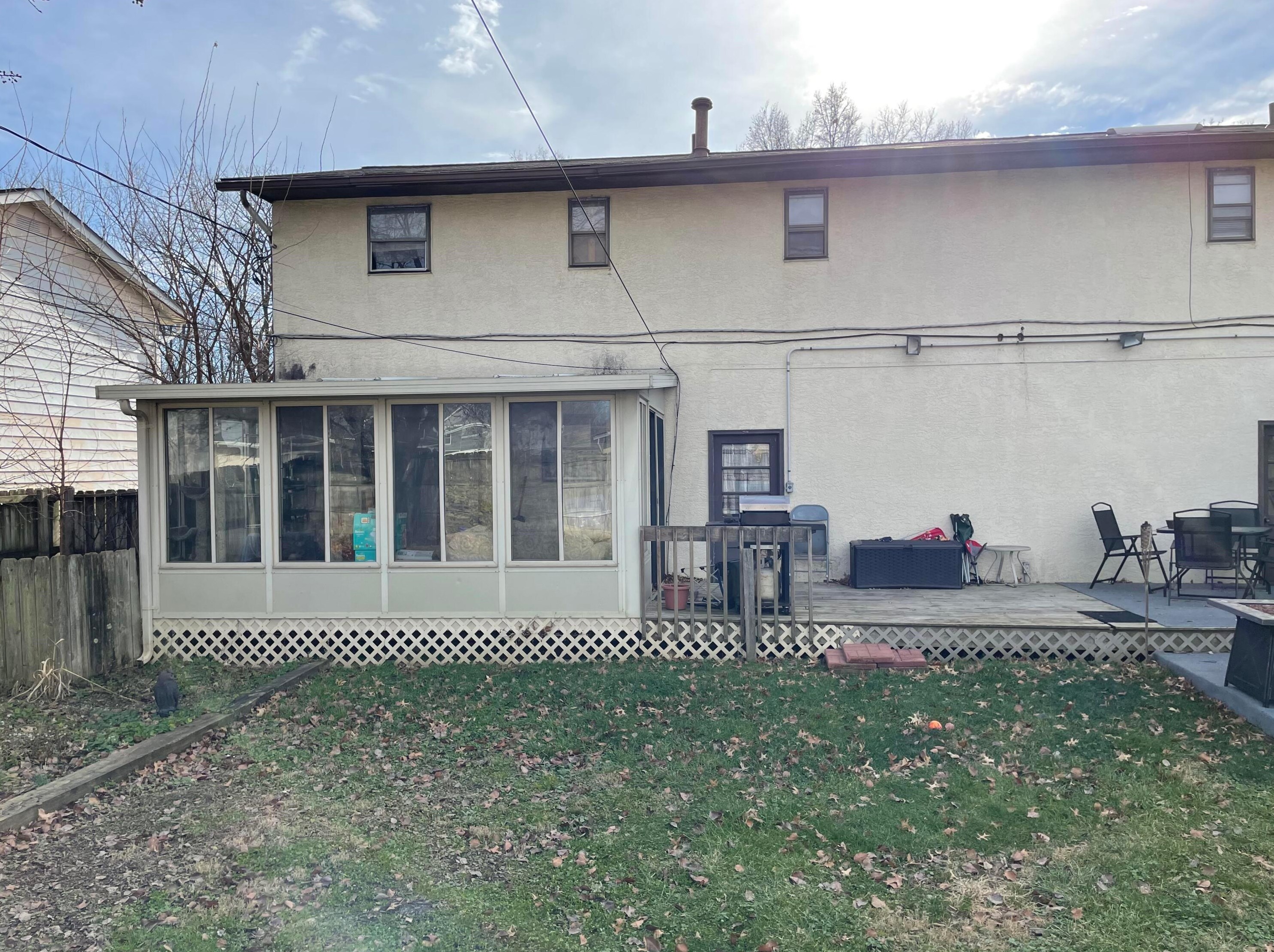 486 Goshen Ct, Columbus, OH 43230-2711