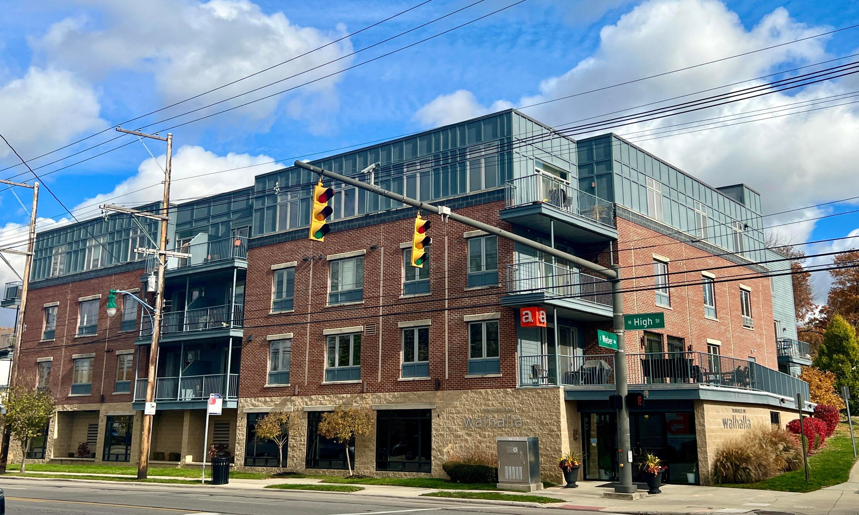 10 Weber Rd, Columbus OH 43202-1448 exterior