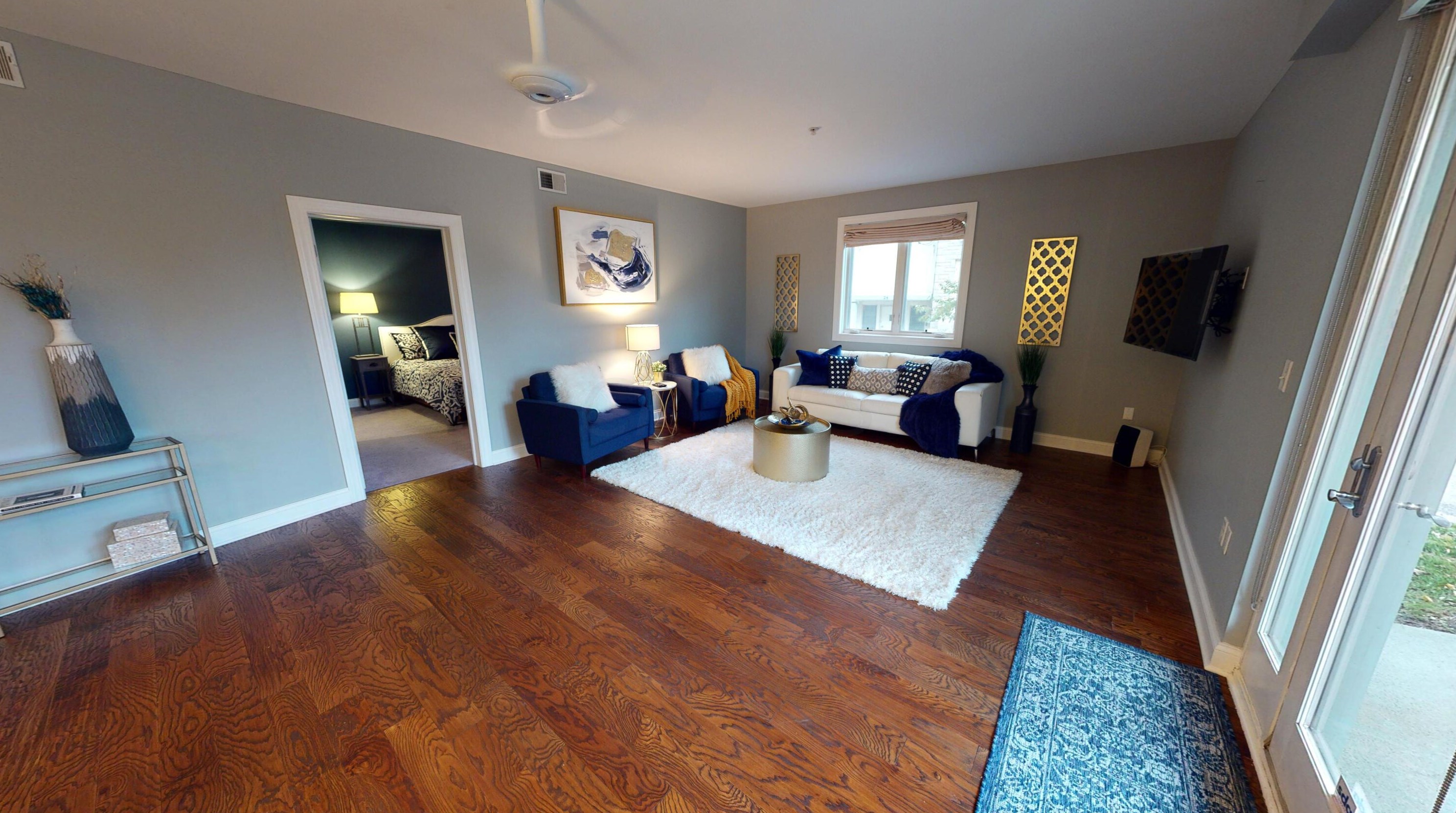 10 Weber Rd, Columbus, OH 43202-1448