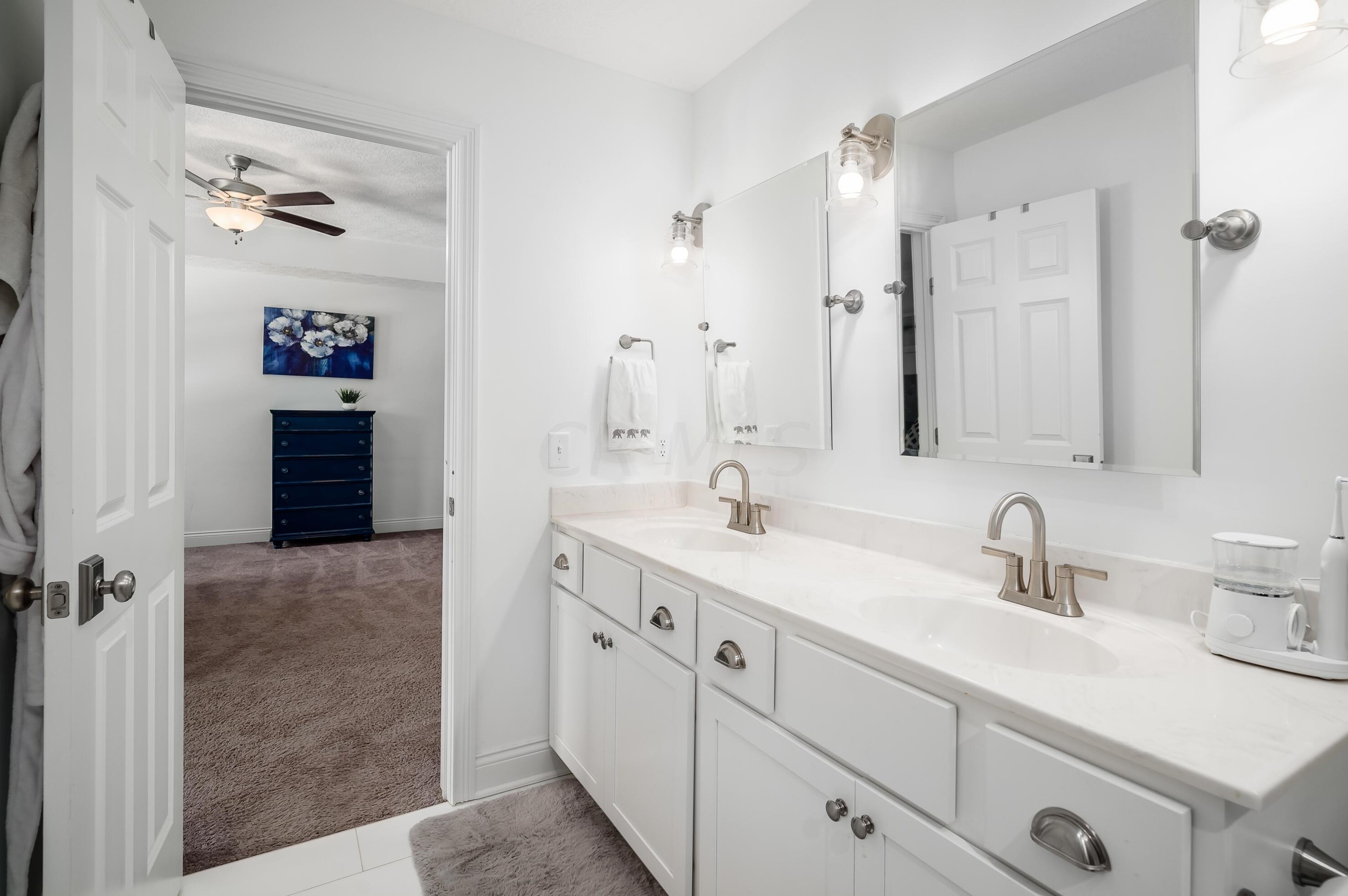 3766 Earl Ave, Columbus OH 43219-3620 exterior