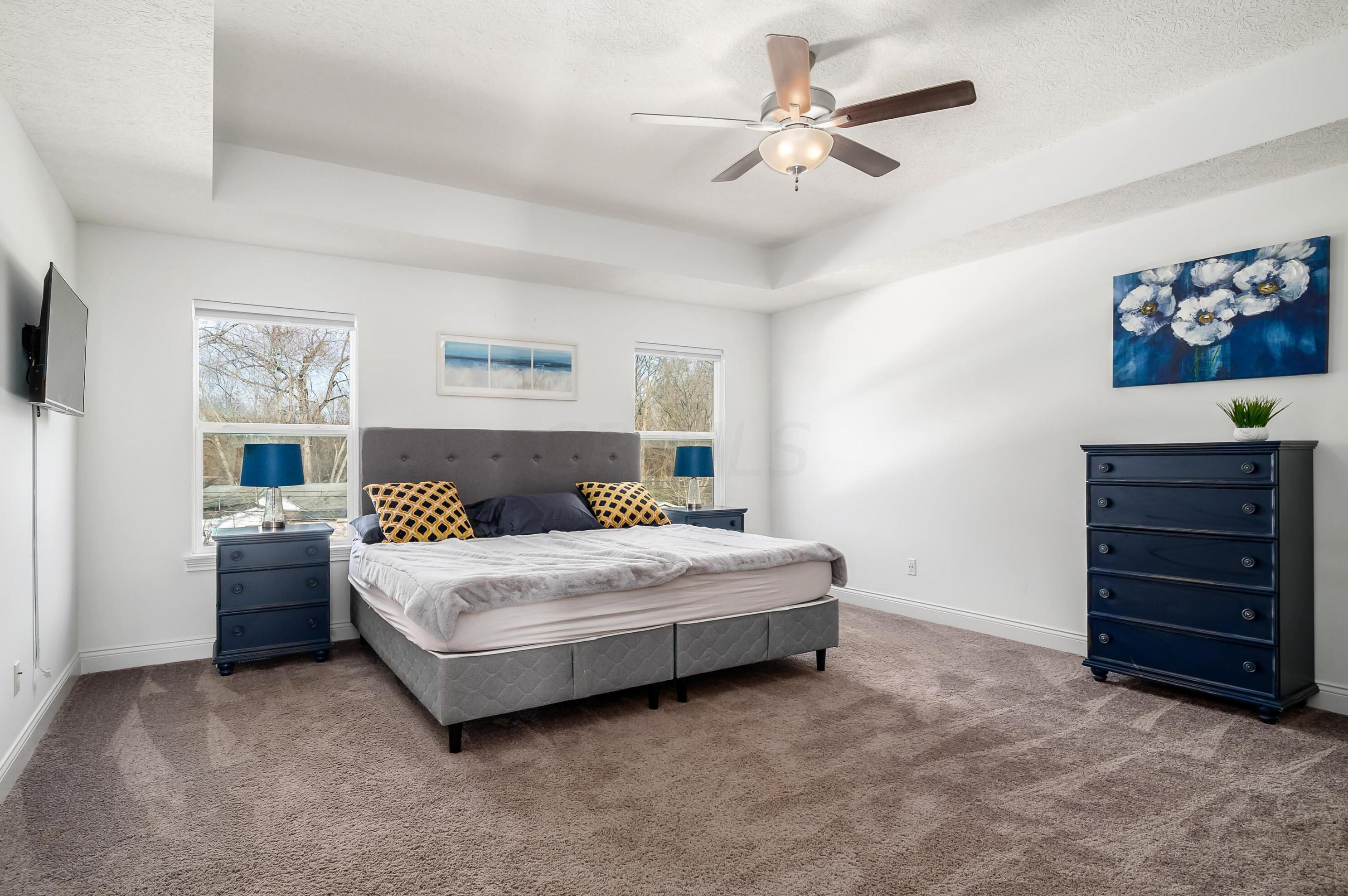 3766 Earl Ave, Columbus OH 43219-3620 exterior