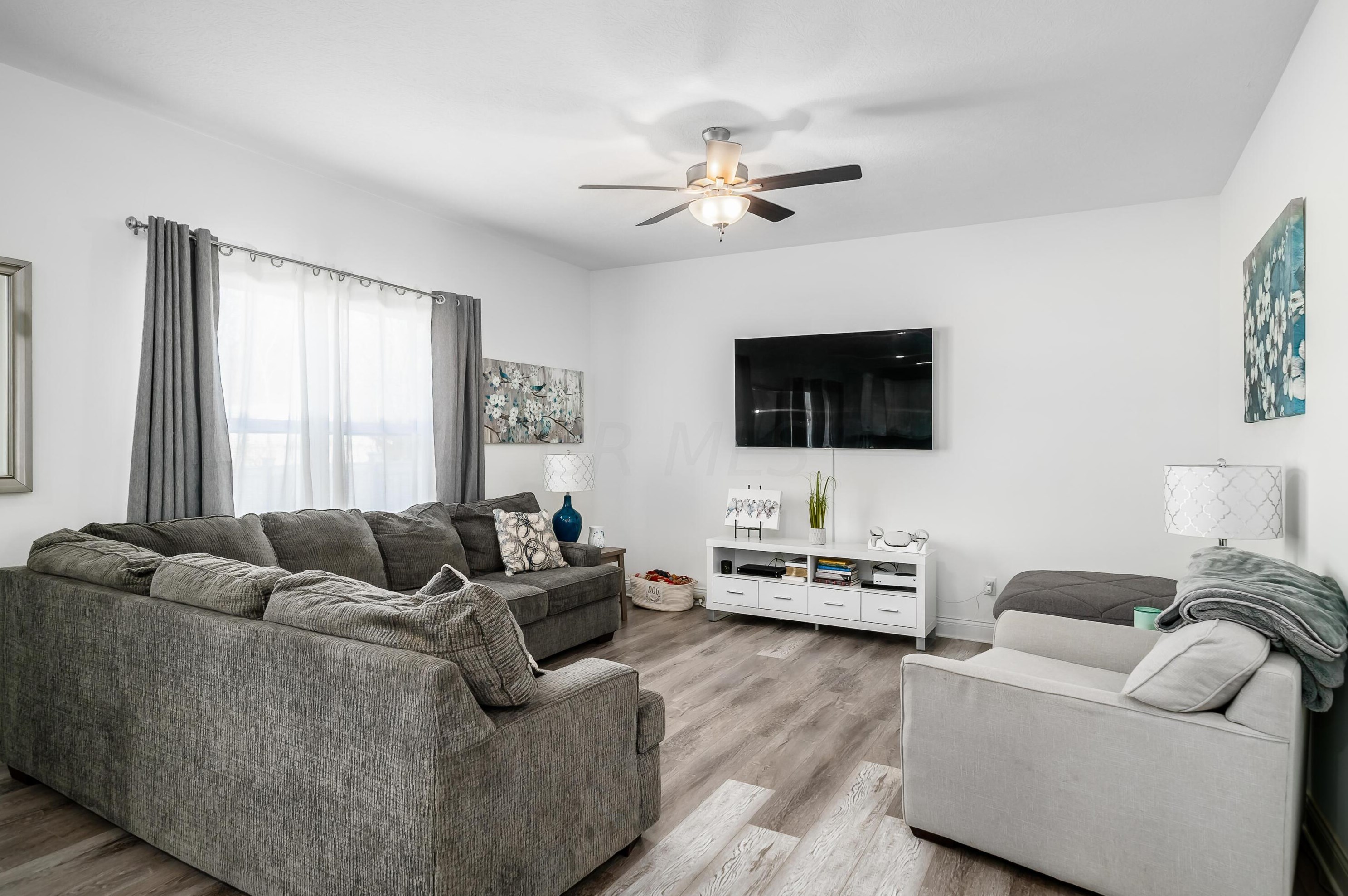 3766 Earl Ave, Columbus OH 43219-3620 exterior