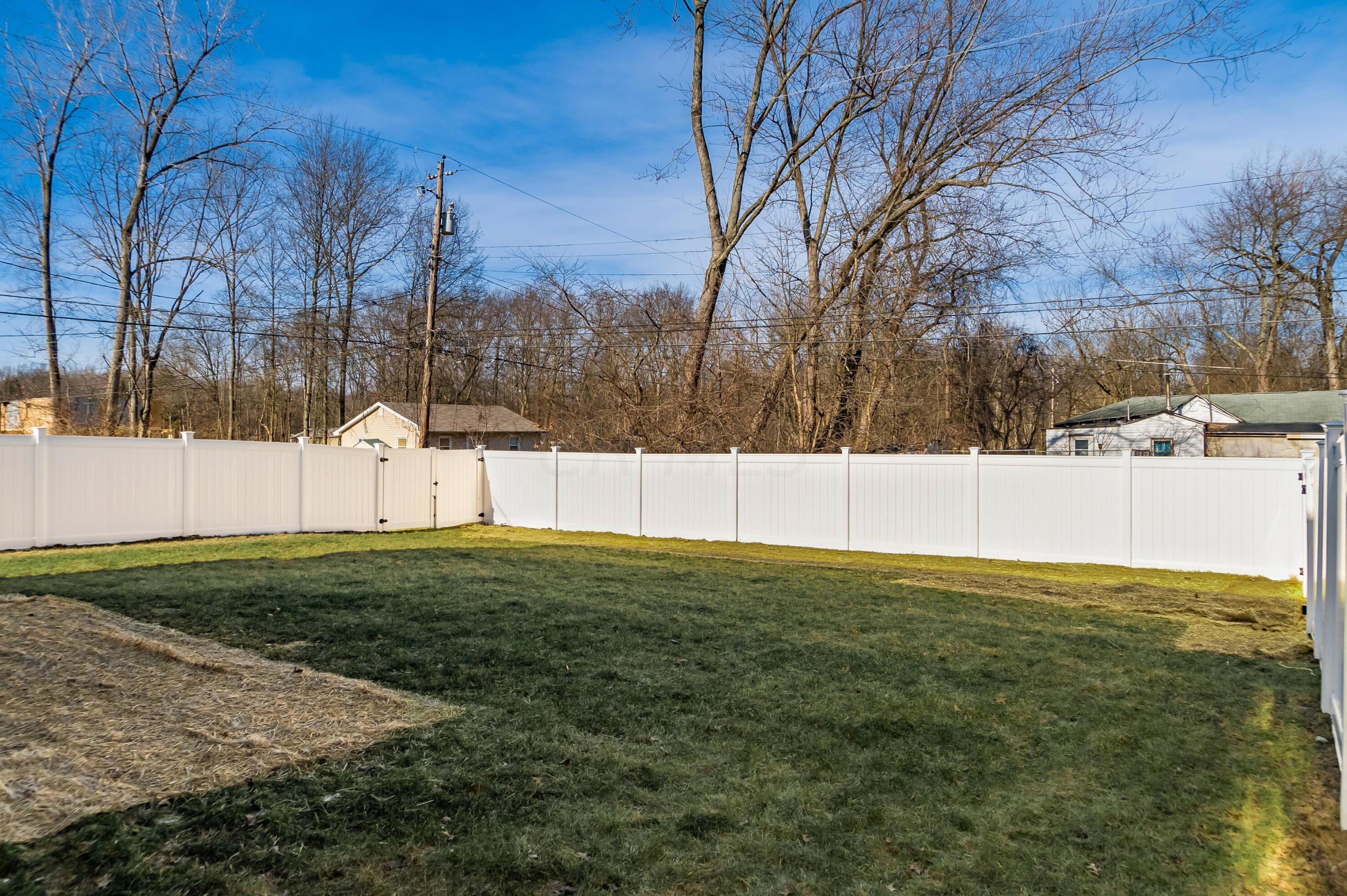 3766 Earl Ave, Columbus OH 43219-3620 exterior