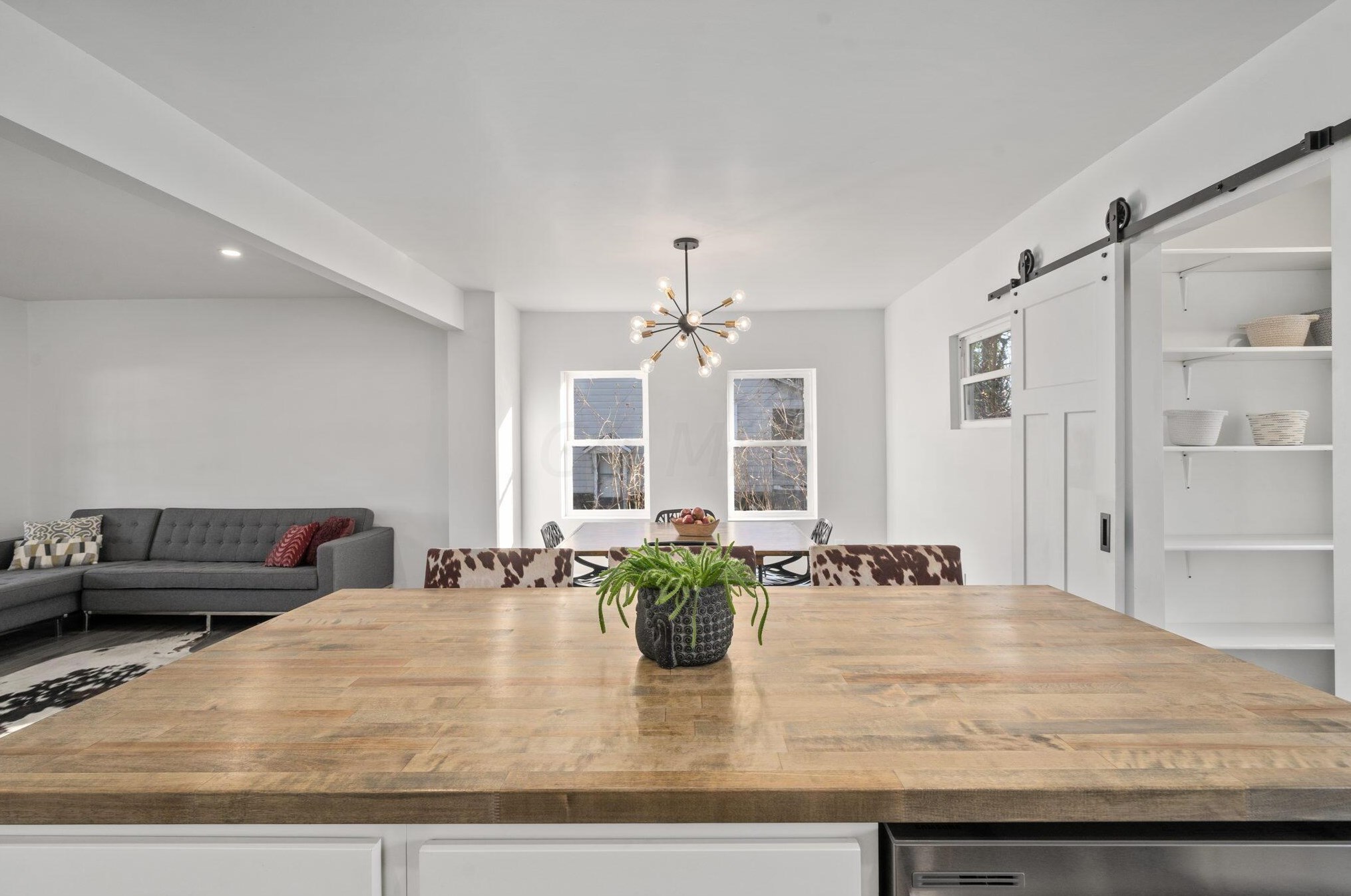 1521 Maynard Ave, Columbus OH 43202-2941 exterior