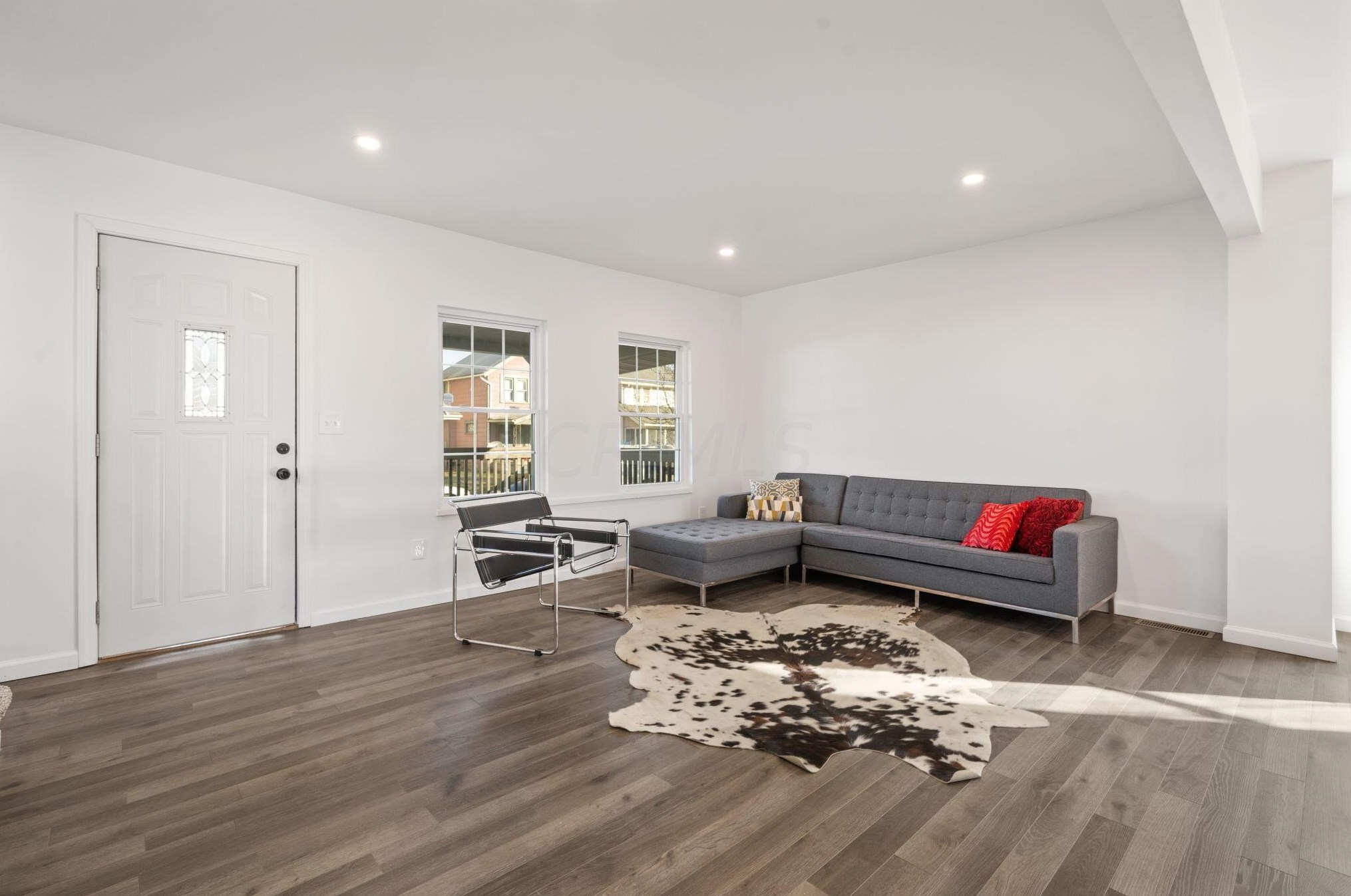 1521 Maynard Ave, Columbus OH 43202-2941 exterior