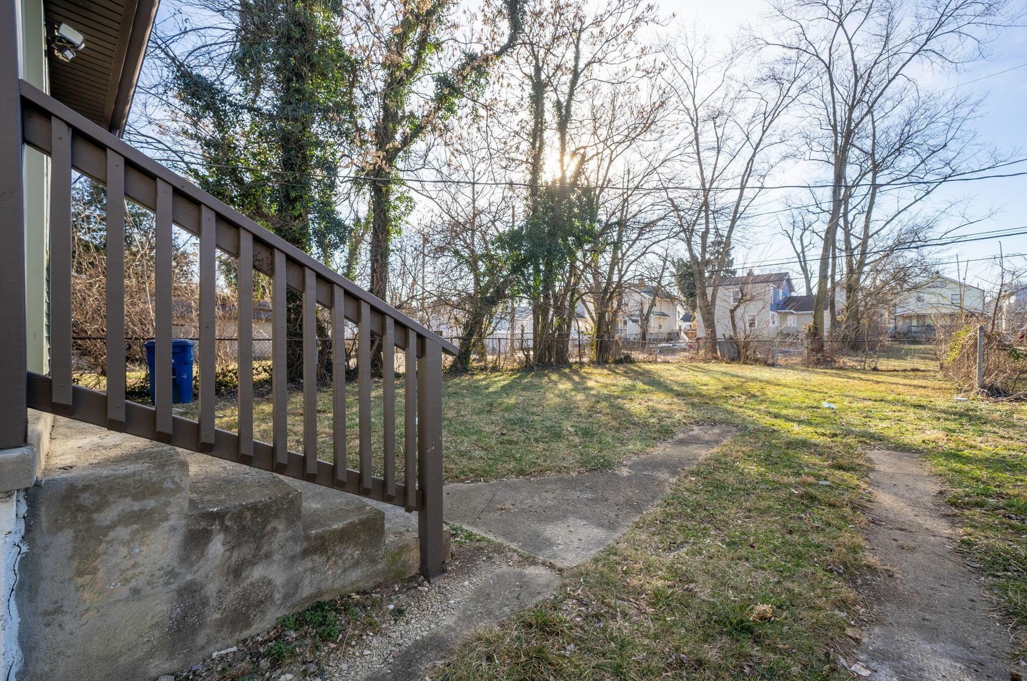 1521 Maynard Ave, Columbus OH 43202-2941 exterior