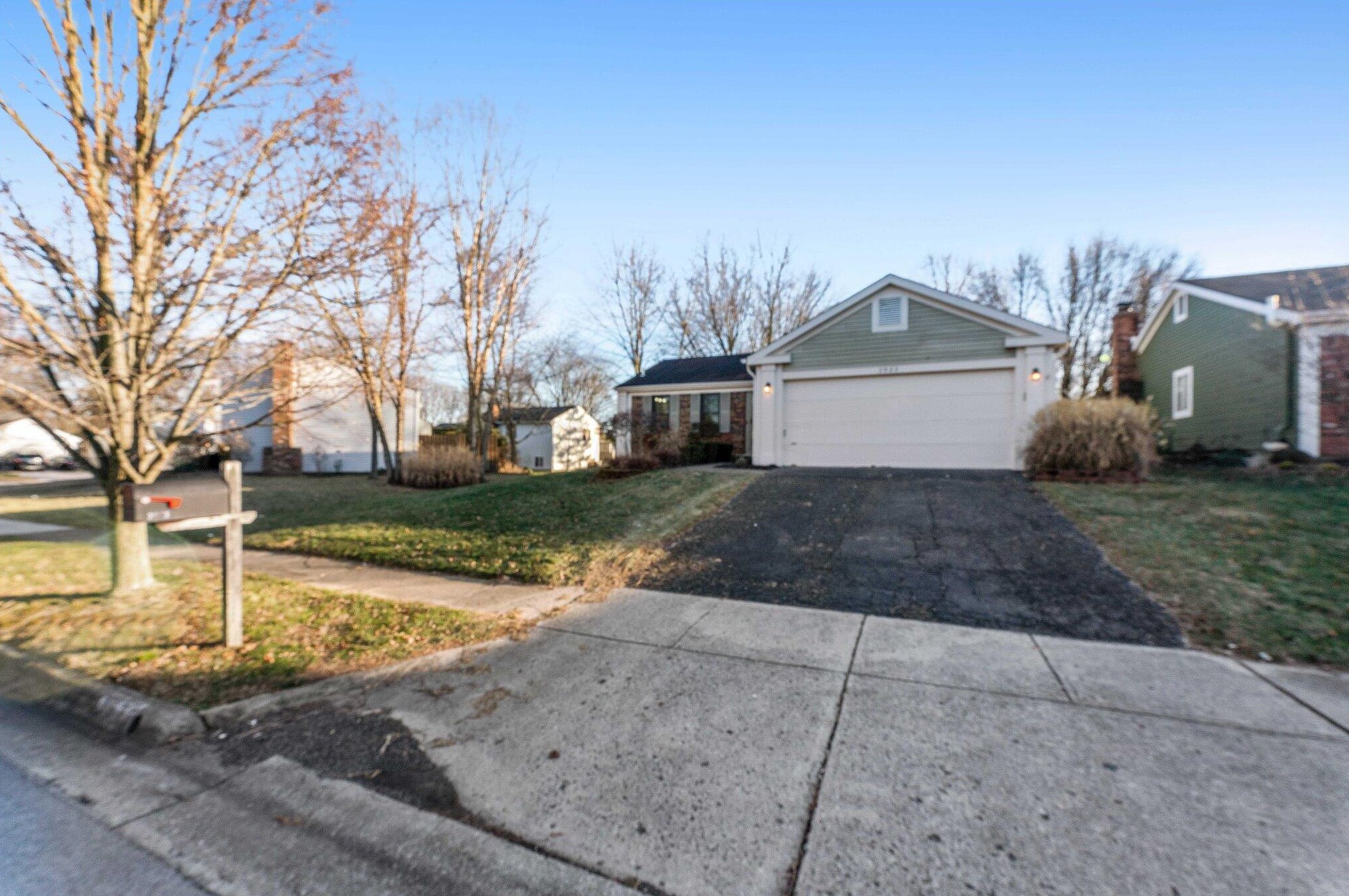 3923 Oshannon Rd, Dublin, OH 43016-4176