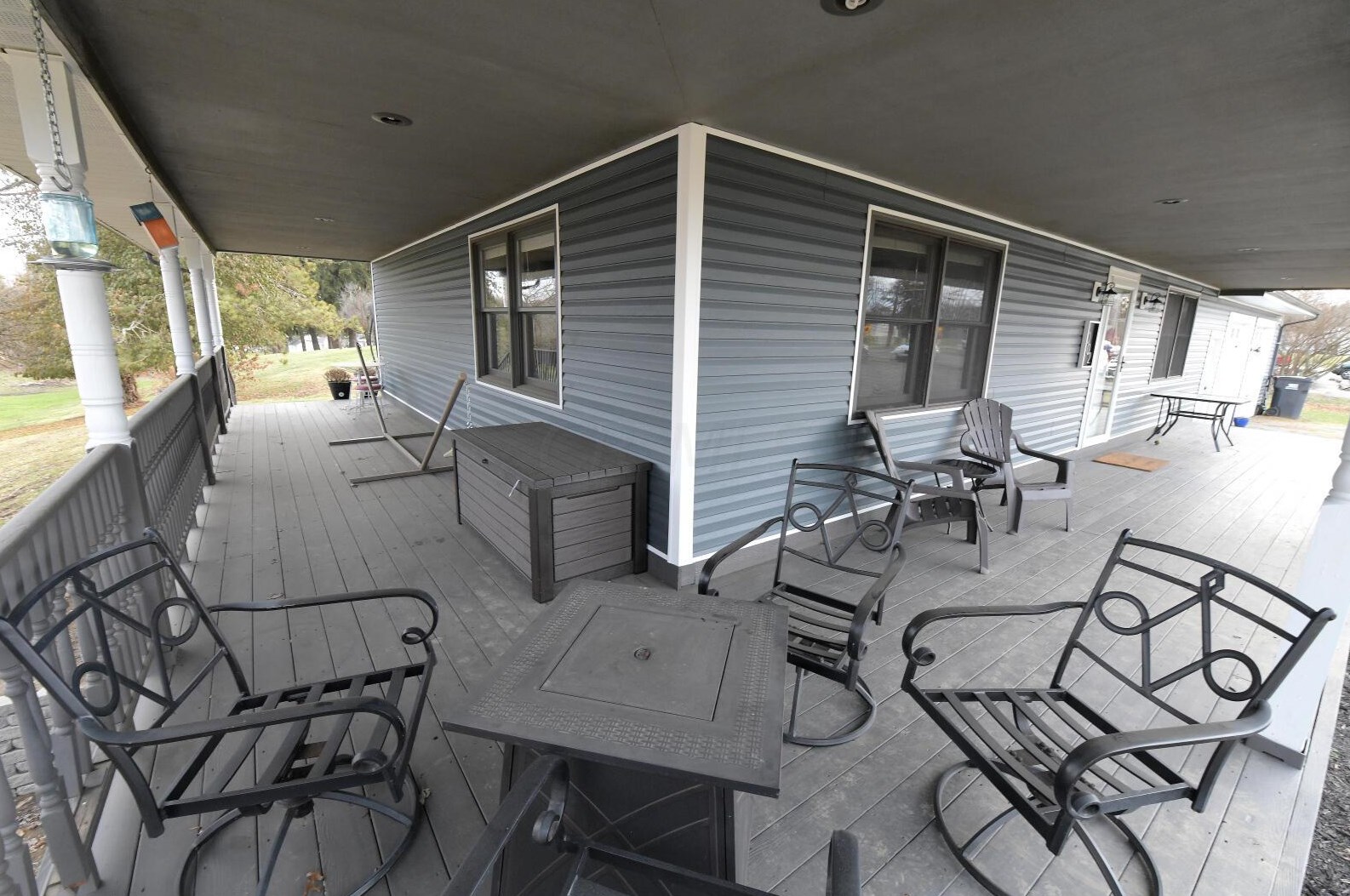 2002 Clay Pike, Zanesville, OH 43701-9211