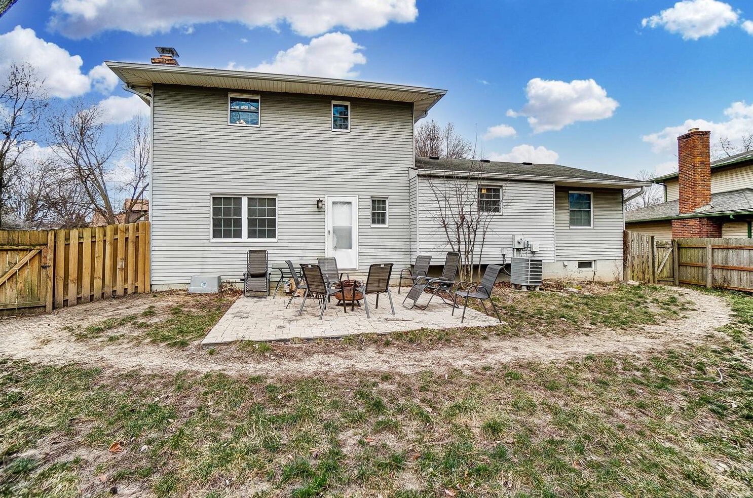 1787 Hillandale Ave, Columbus OH 43229-1442 exterior