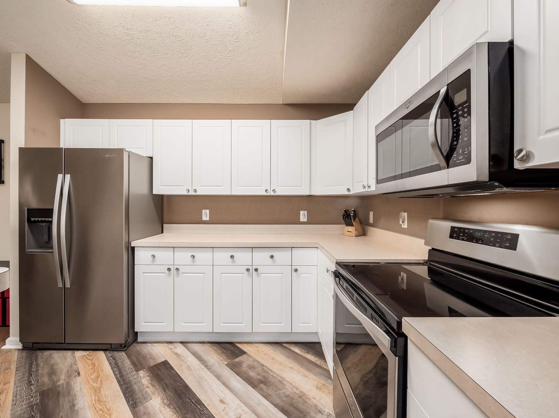 1955 Fortstone Ln, Columbus OH exterior