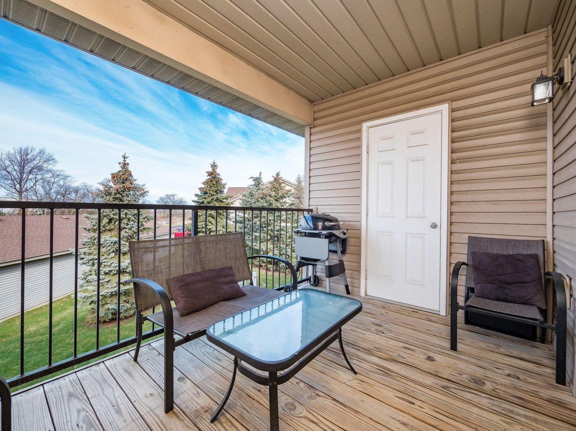 1955 Fortstone Ln, Columbus OH exterior