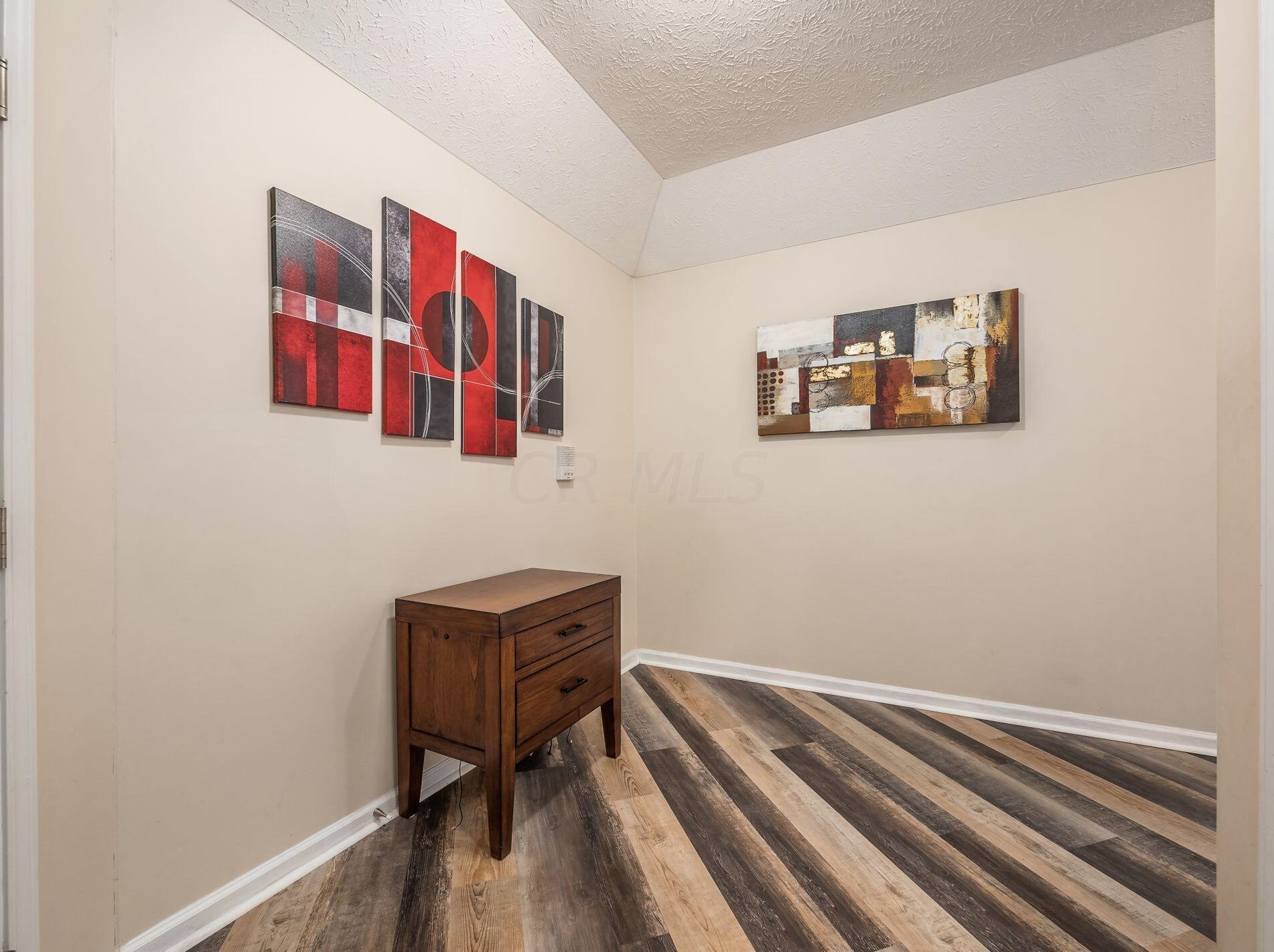 1955 Fortstone Ln, Columbus OH exterior