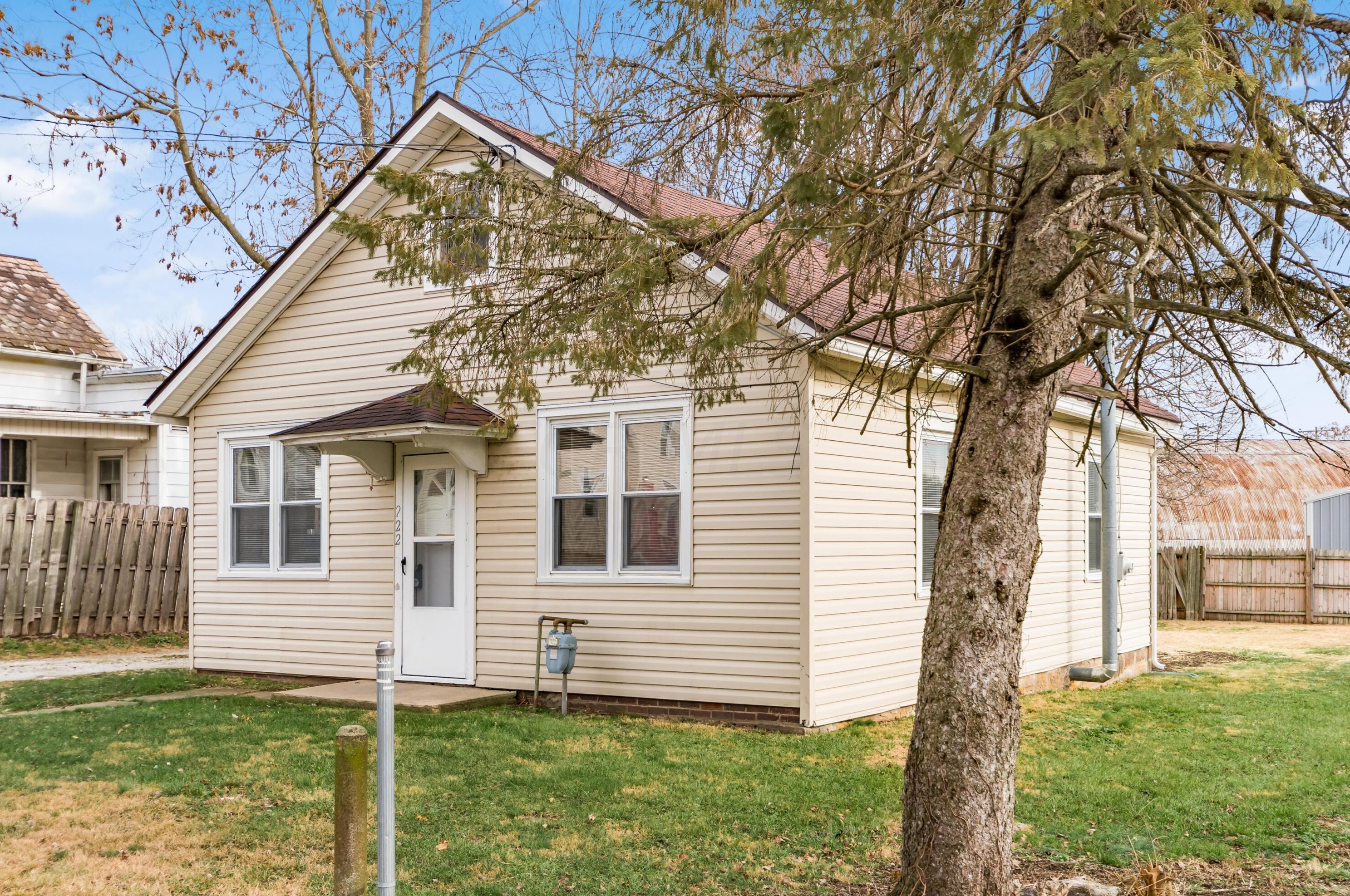 222 Perry St, Lancaster, OH 43130