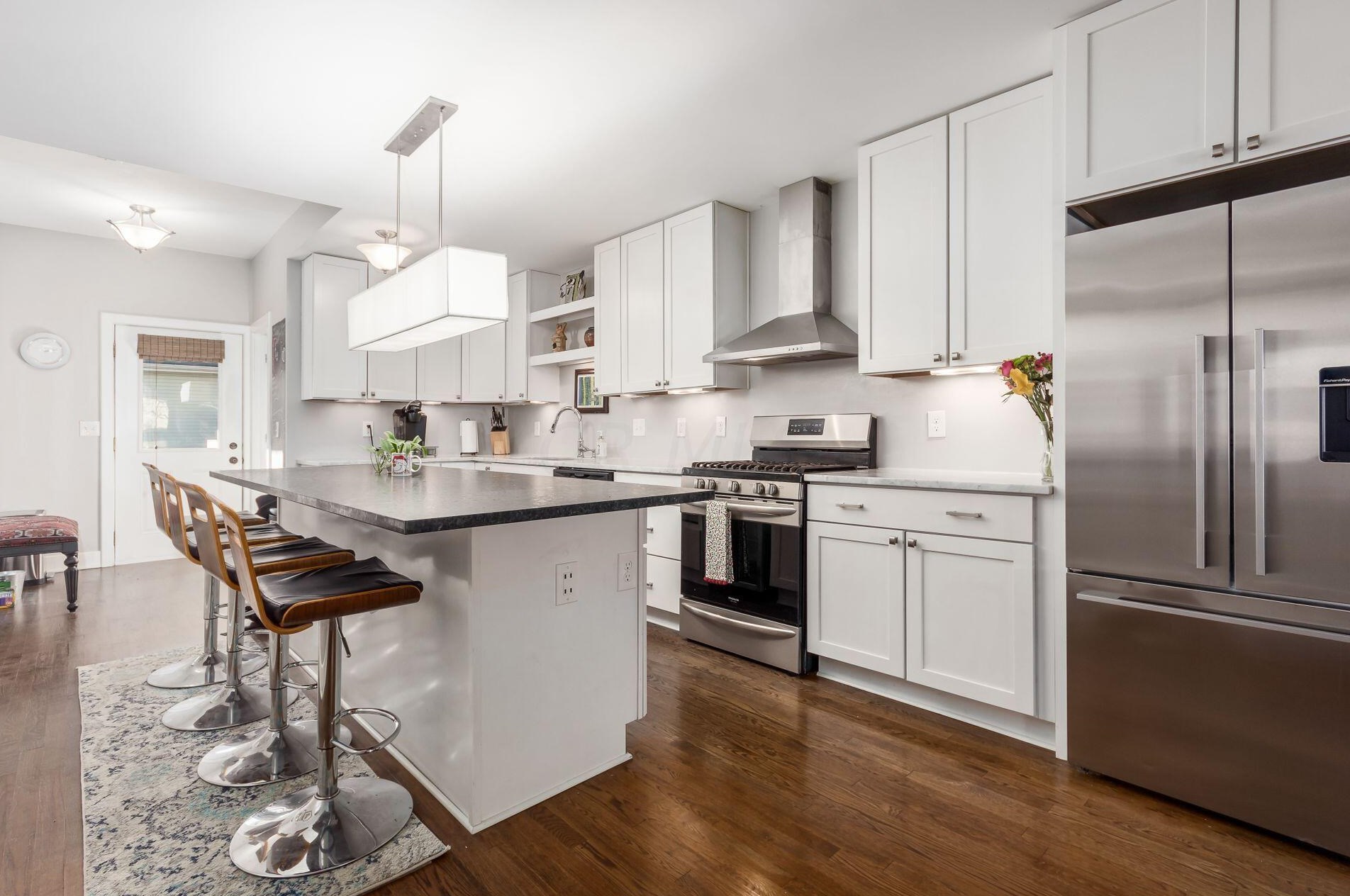 161 4 Ave, Columbus OH 43201-3770 exterior