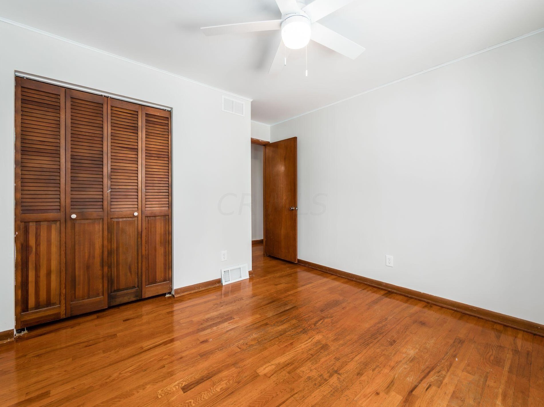 953 Larkstone, Columbus OH 43235-3422 exterior