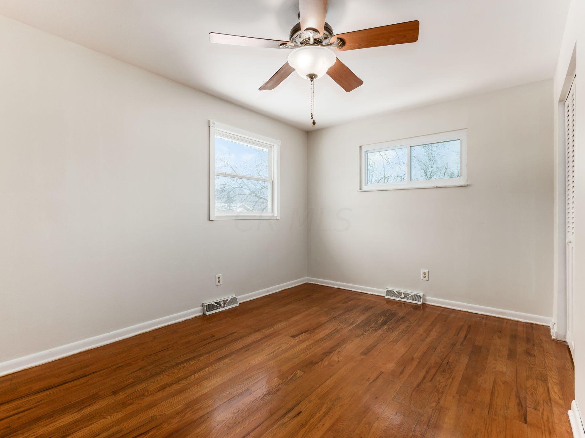 953 Larkstone, Columbus OH 43235-3422 exterior