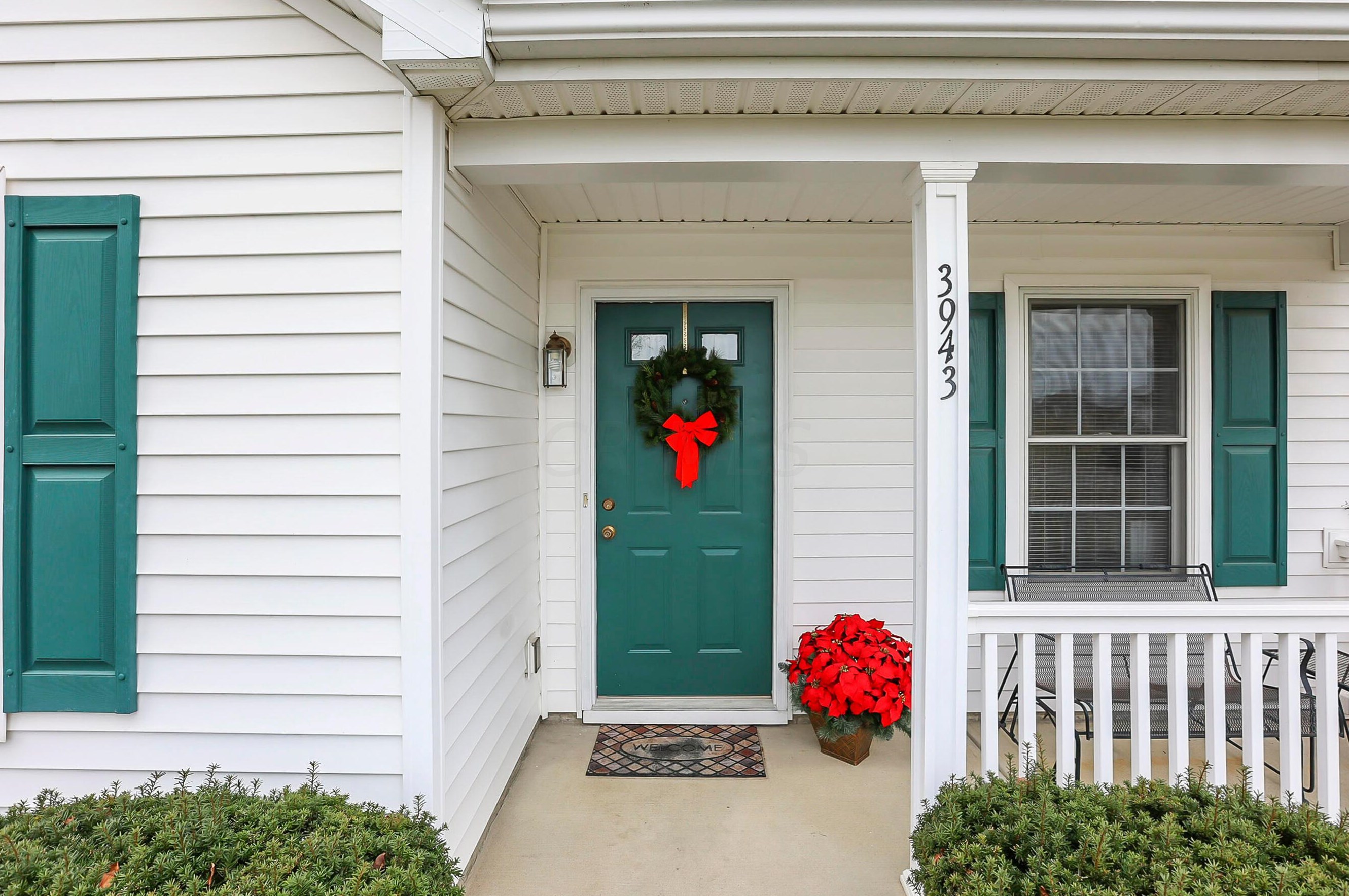 3943 Shannon Green Dr, Cnl Wnchstr, OH 43110-8126