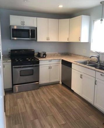 2711 Glenshire Dr, Columbus, OH 43219-3219