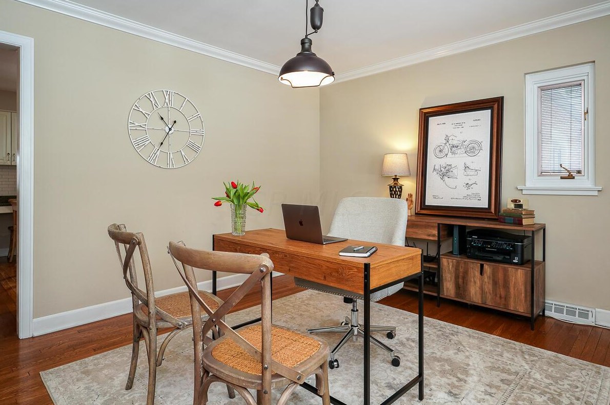 1475 Essex Rd, Columbus OH 43221-3841 exterior