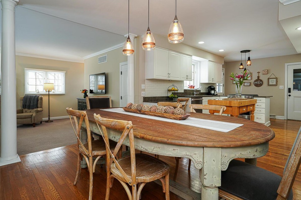 1475 Essex Rd, Columbus OH 43221-3841 exterior