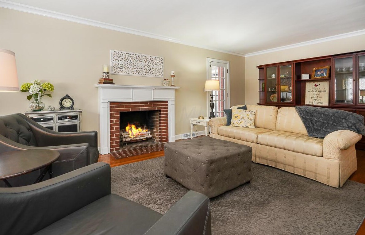 1475 Essex Rd, Columbus OH 43221-3841 exterior