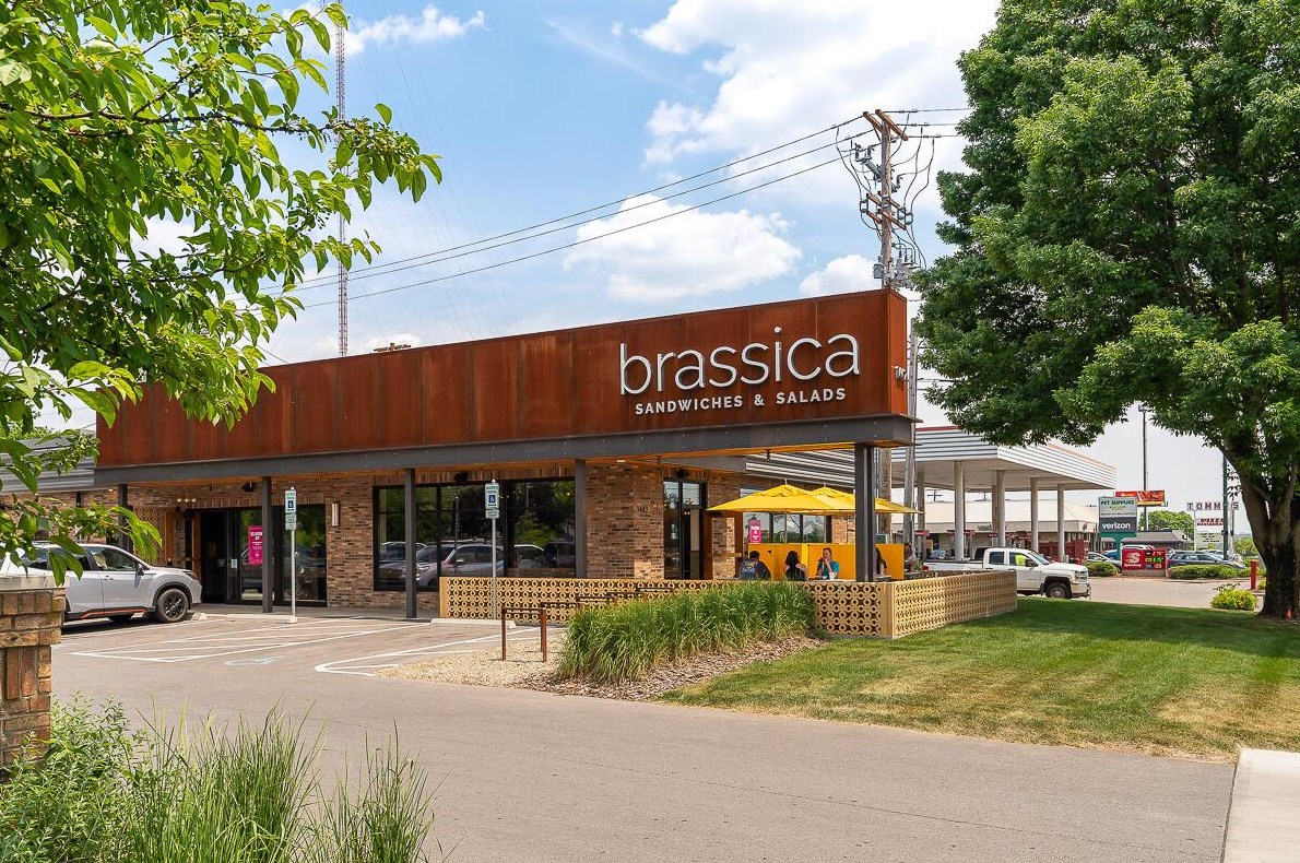 1475 Essex Rd, Columbus OH 43221-3841 exterior