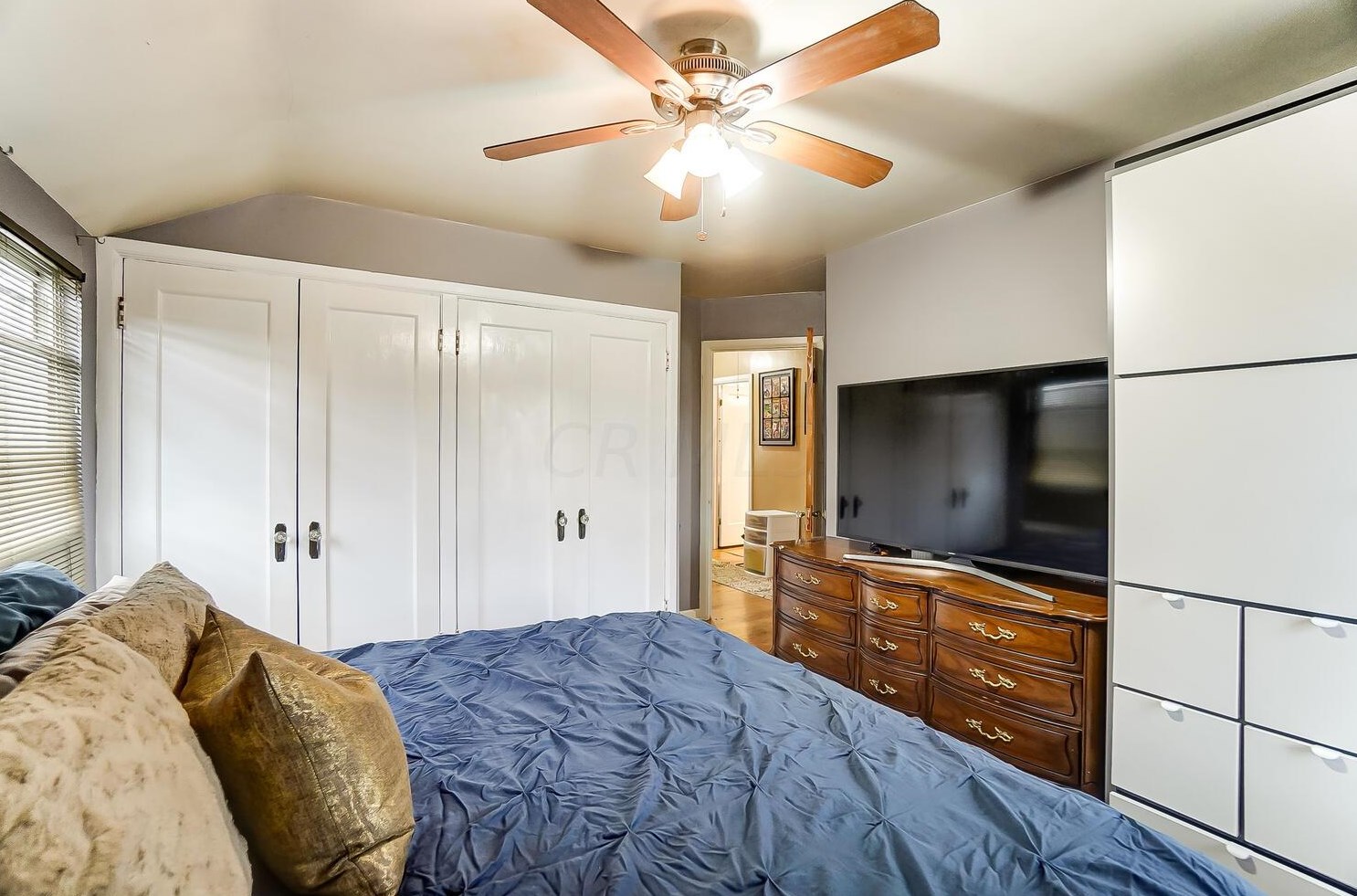 3032 Wicklow Rd, Columbus OH 43204-2554 exterior