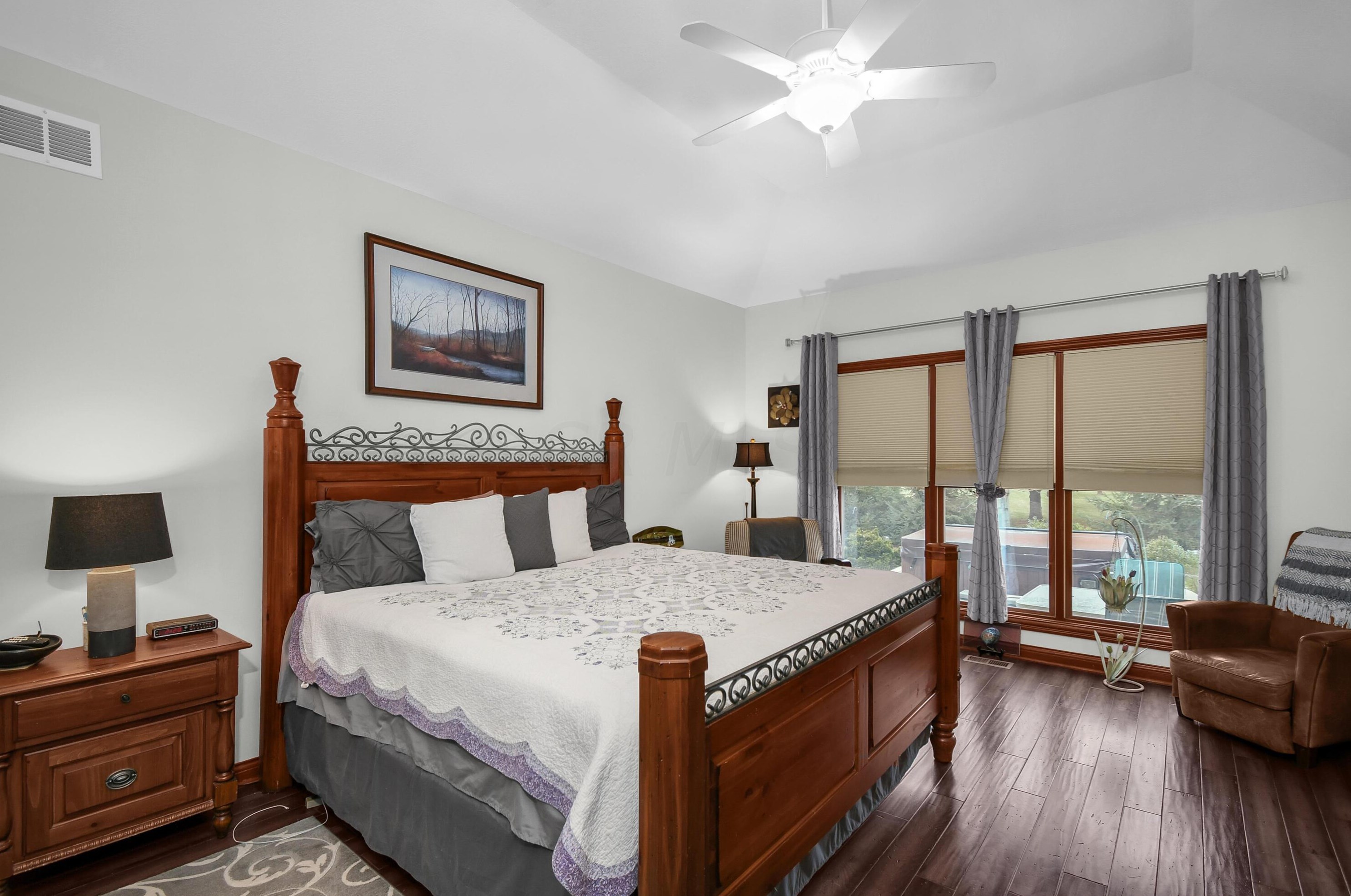 107 Autumn Rush Ct, Columbus OH 43230-8106 exterior