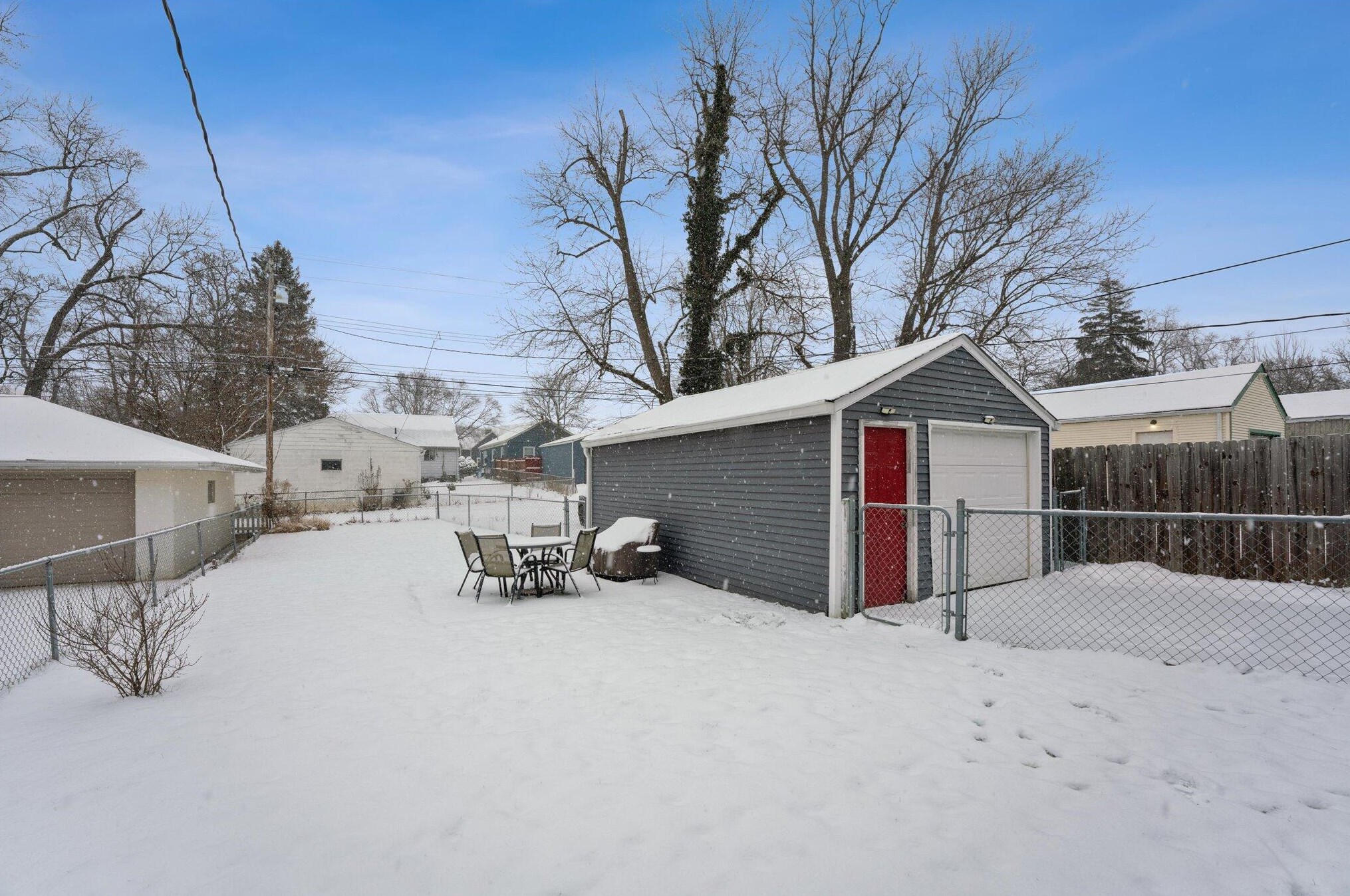 226 Kanawha Ave, Columbus OH 43214-1210 exterior