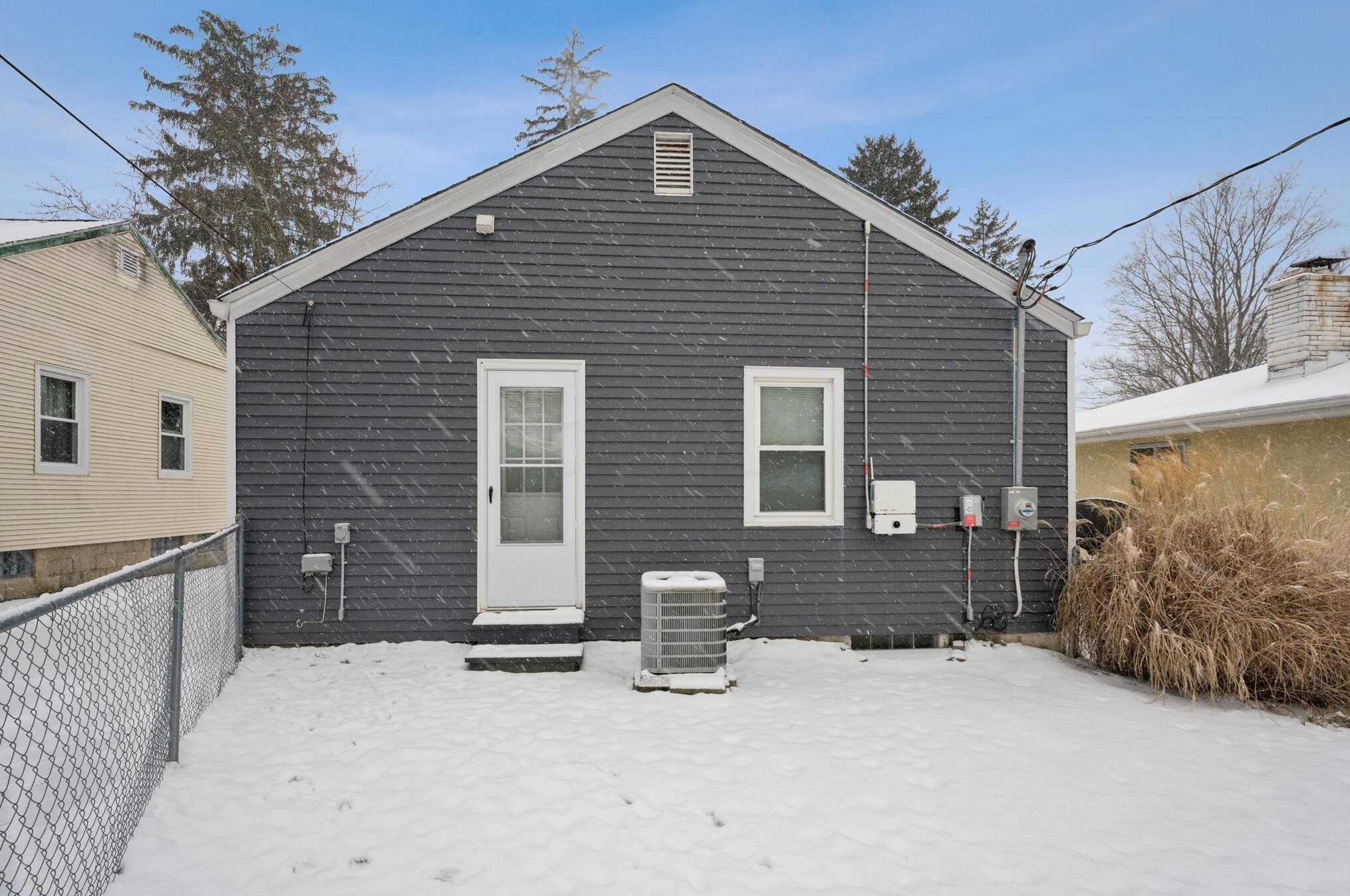 226 Kanawha Ave, Columbus OH 43214-1210 exterior