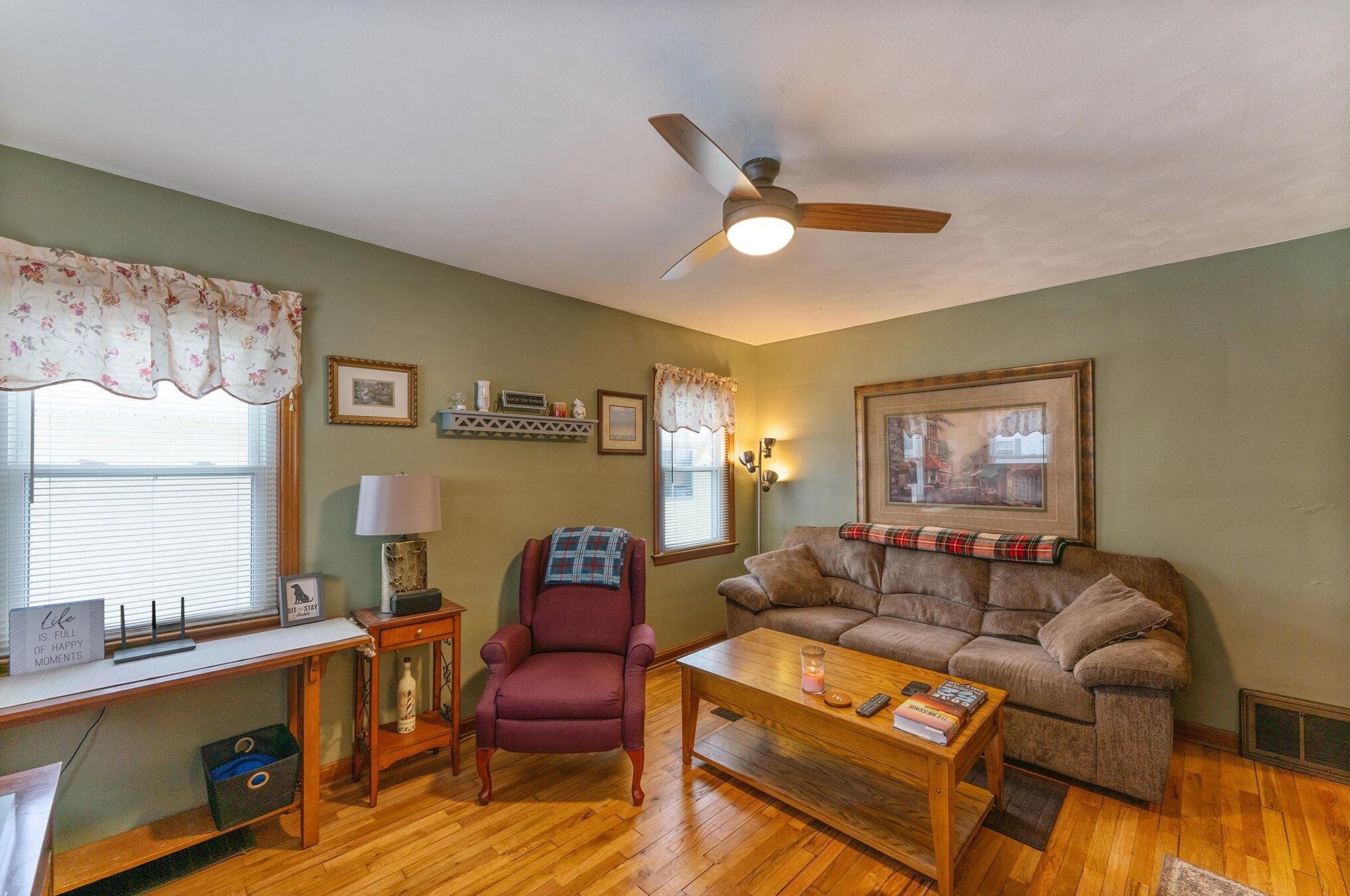 226 Kanawha Ave, Columbus, OH 43214-1210