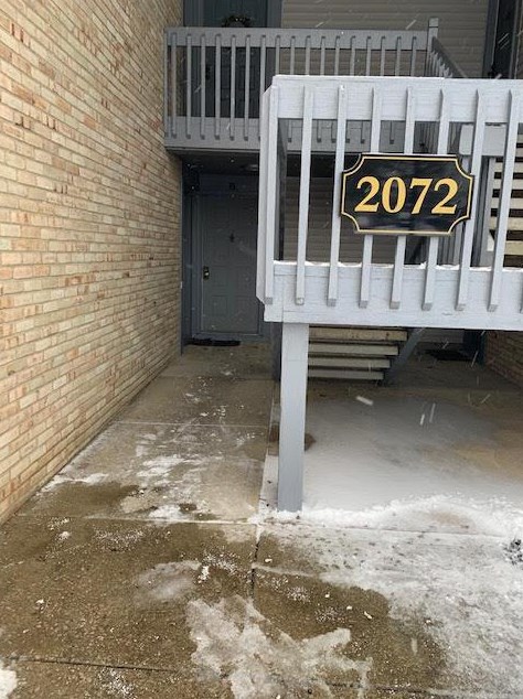 2072 Park Run Dr, Columbus, OH 43220-2449