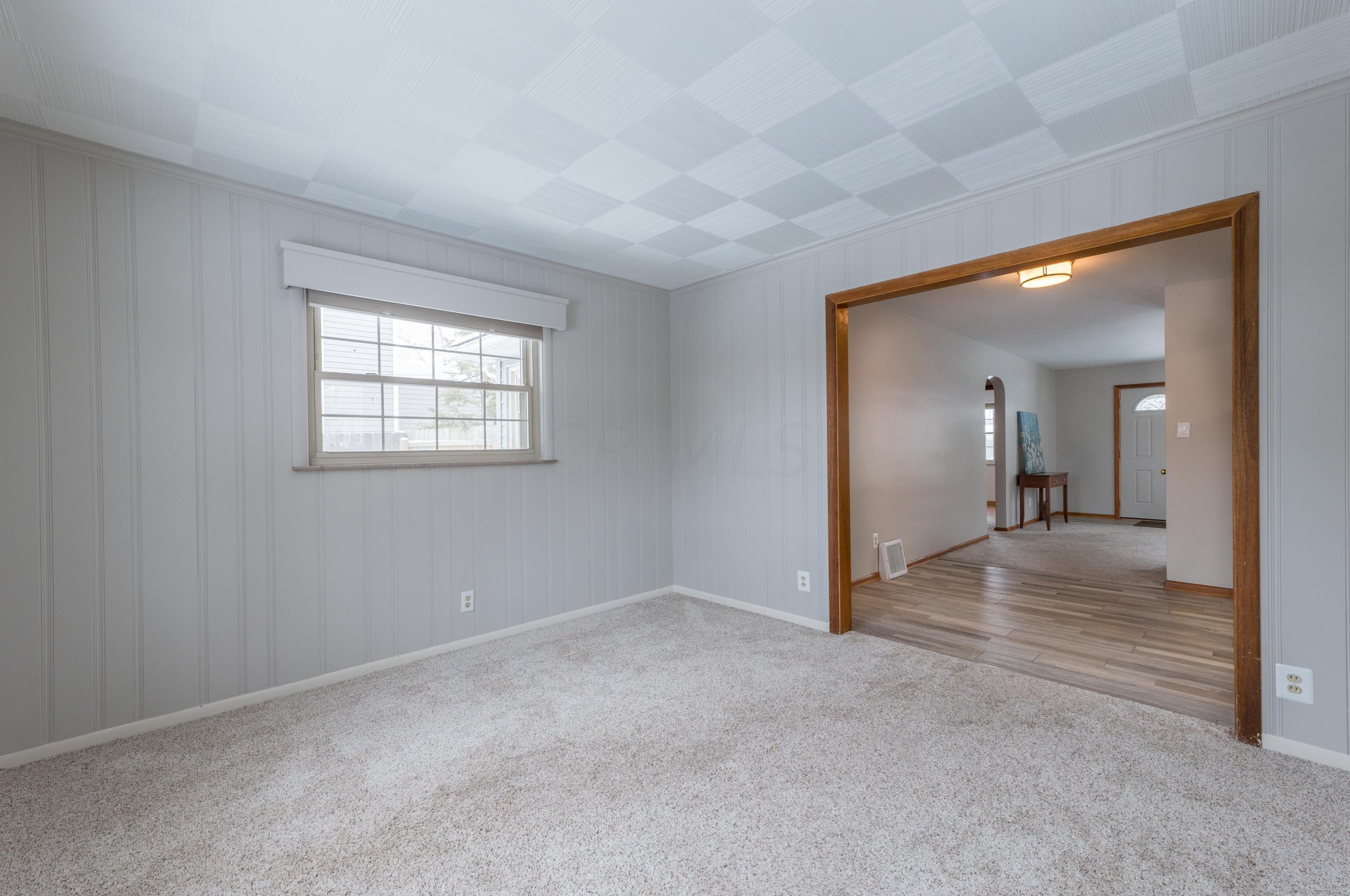 2236 Woodstock Rd, Columbus OH 43221-1844 exterior