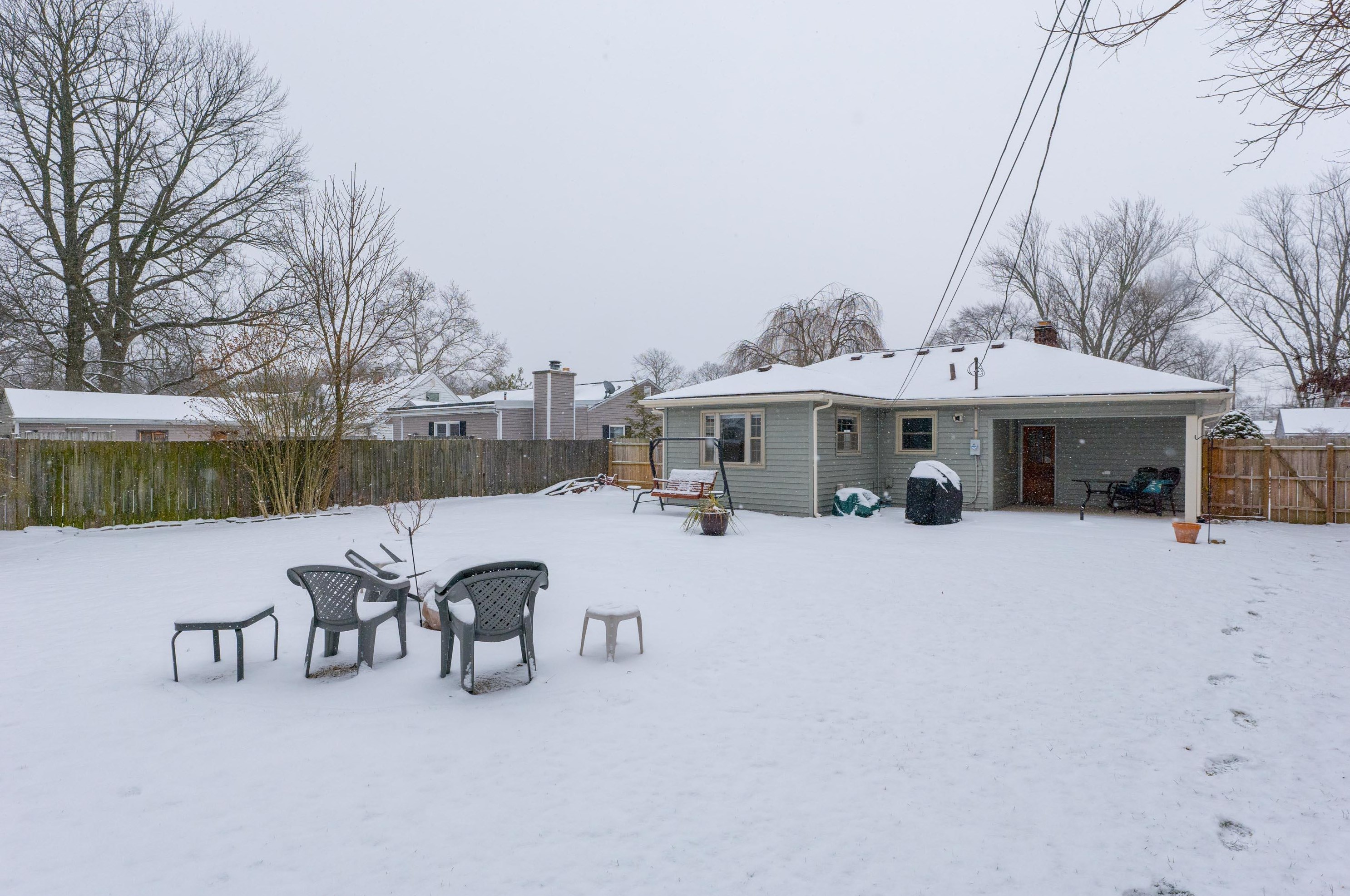 2236 Woodstock Rd, Columbus OH 43221-1844 exterior